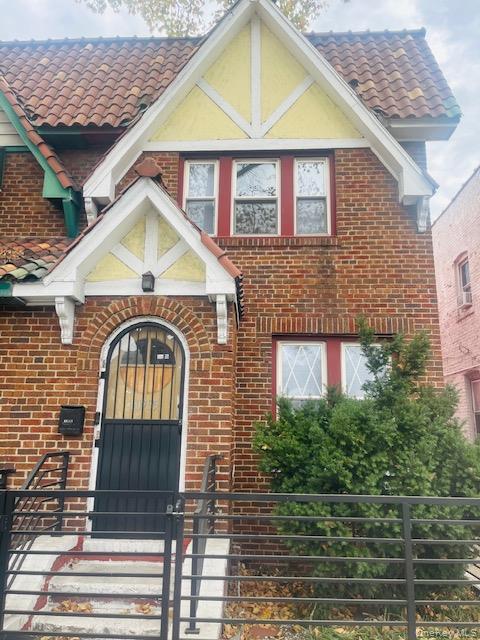 Single Family Van Wyck Queens, NY 11435, MLS-939850-9