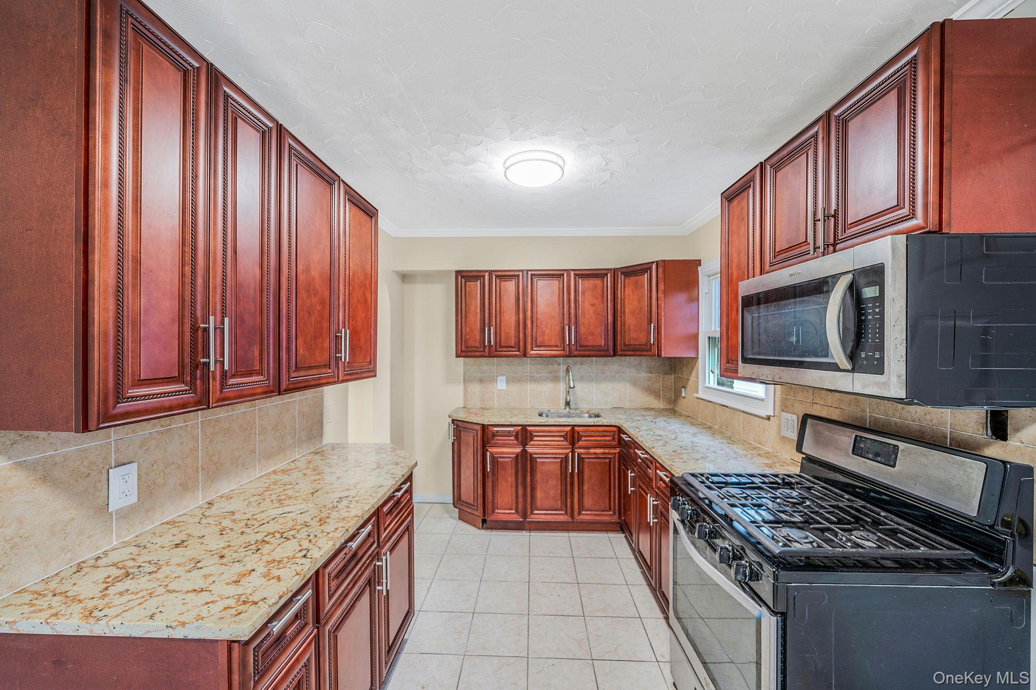 Single Family 234th Queens, NY 11411, MLS-939865-12