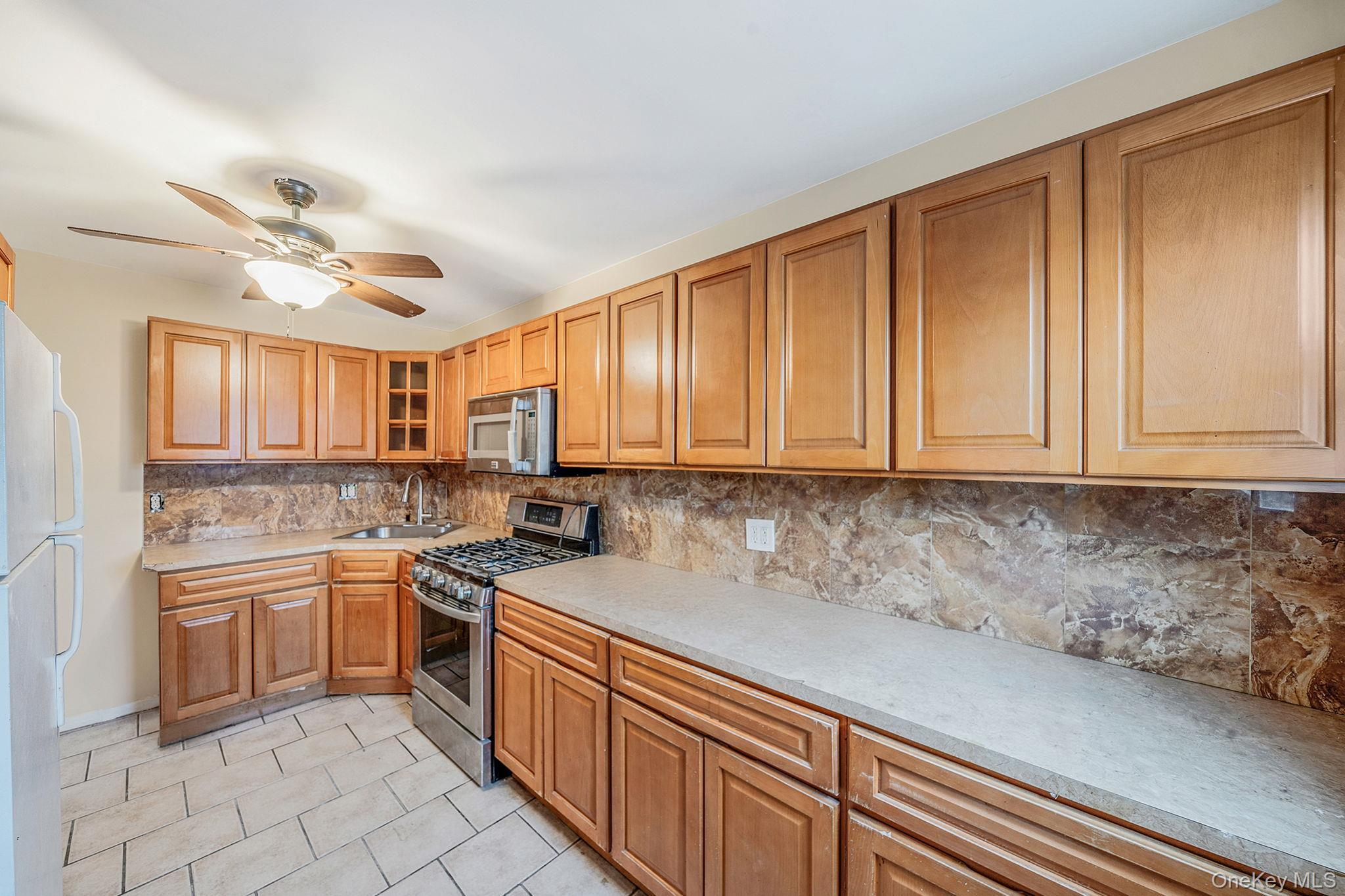 Single Family 234th Queens, NY 11411, MLS-939865-17