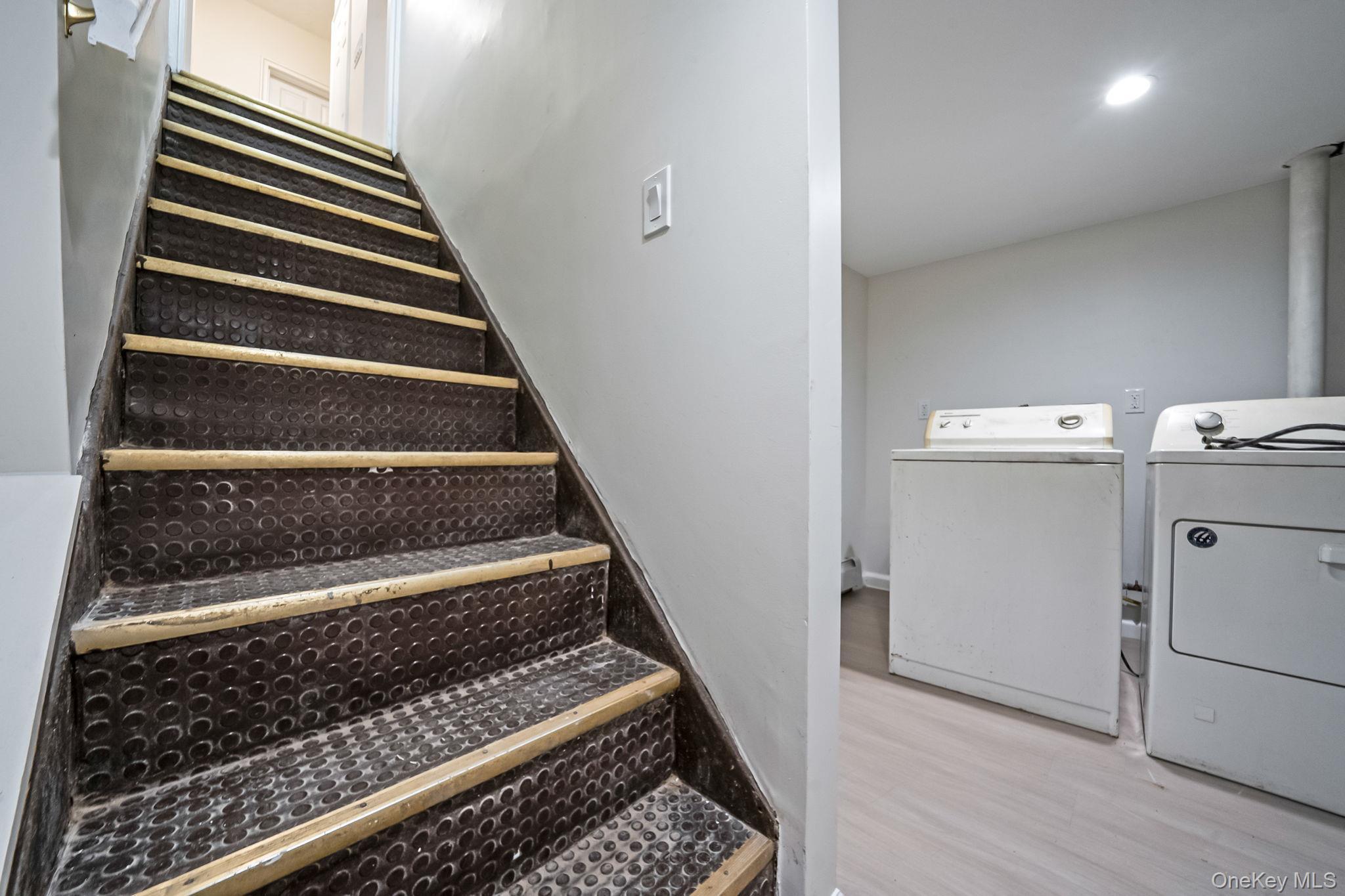 Single Family 234th Queens, NY 11411, MLS-939865-23