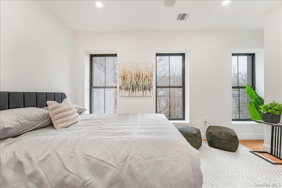 Single Family Hancock  Brooklyn, NY 11233, MLS-939874-11