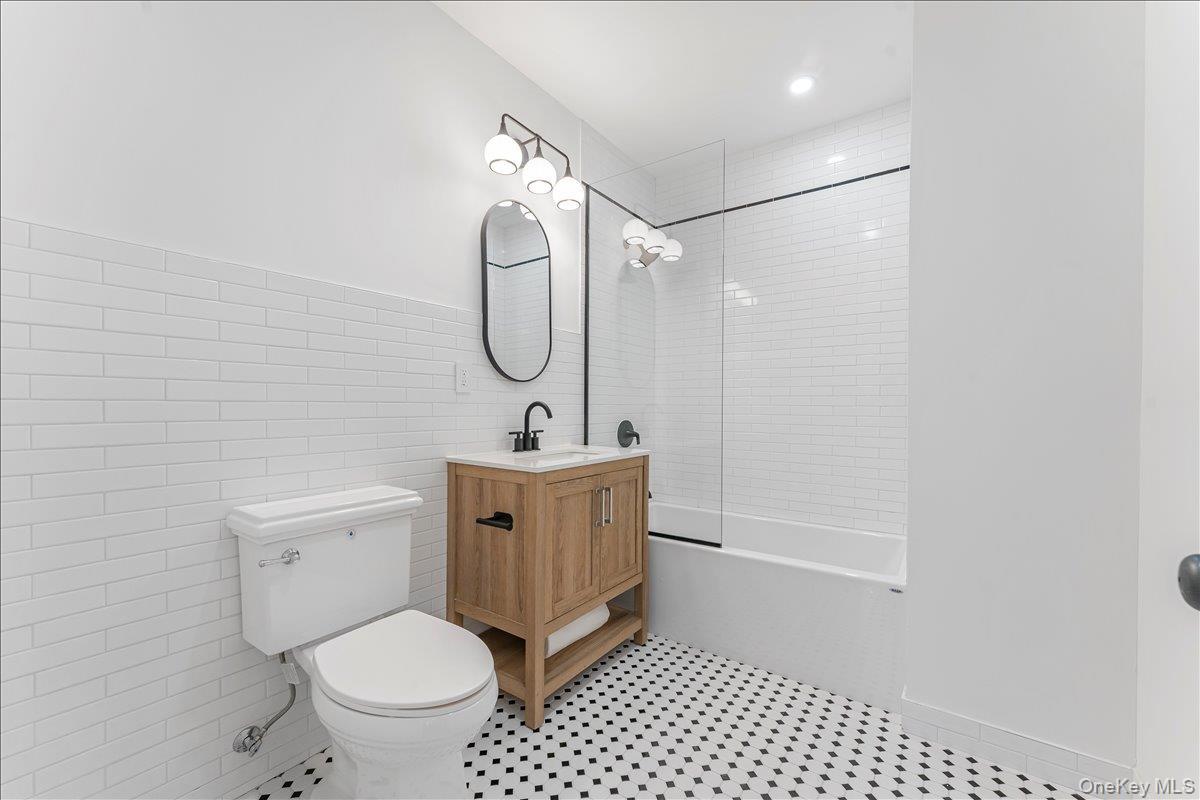 Single Family Hancock  Brooklyn, NY 11233, MLS-939874-12