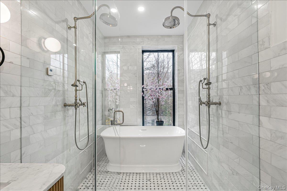 Single Family Hancock  Brooklyn, NY 11233, MLS-939874-9