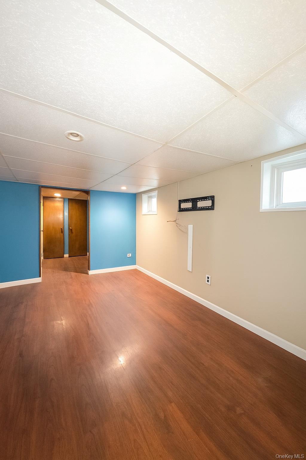 Single Family 84th  Queens, NY 11416, MLS-939878-10