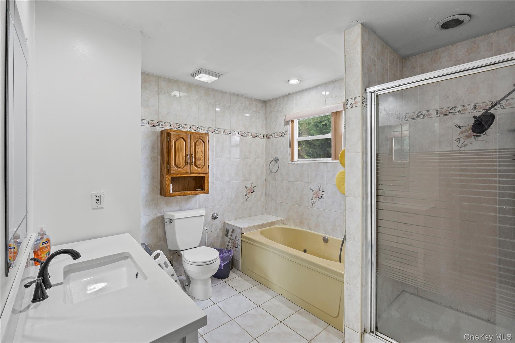 Single Family Concord Suffolk County, NY 11757, MLS-939901-11