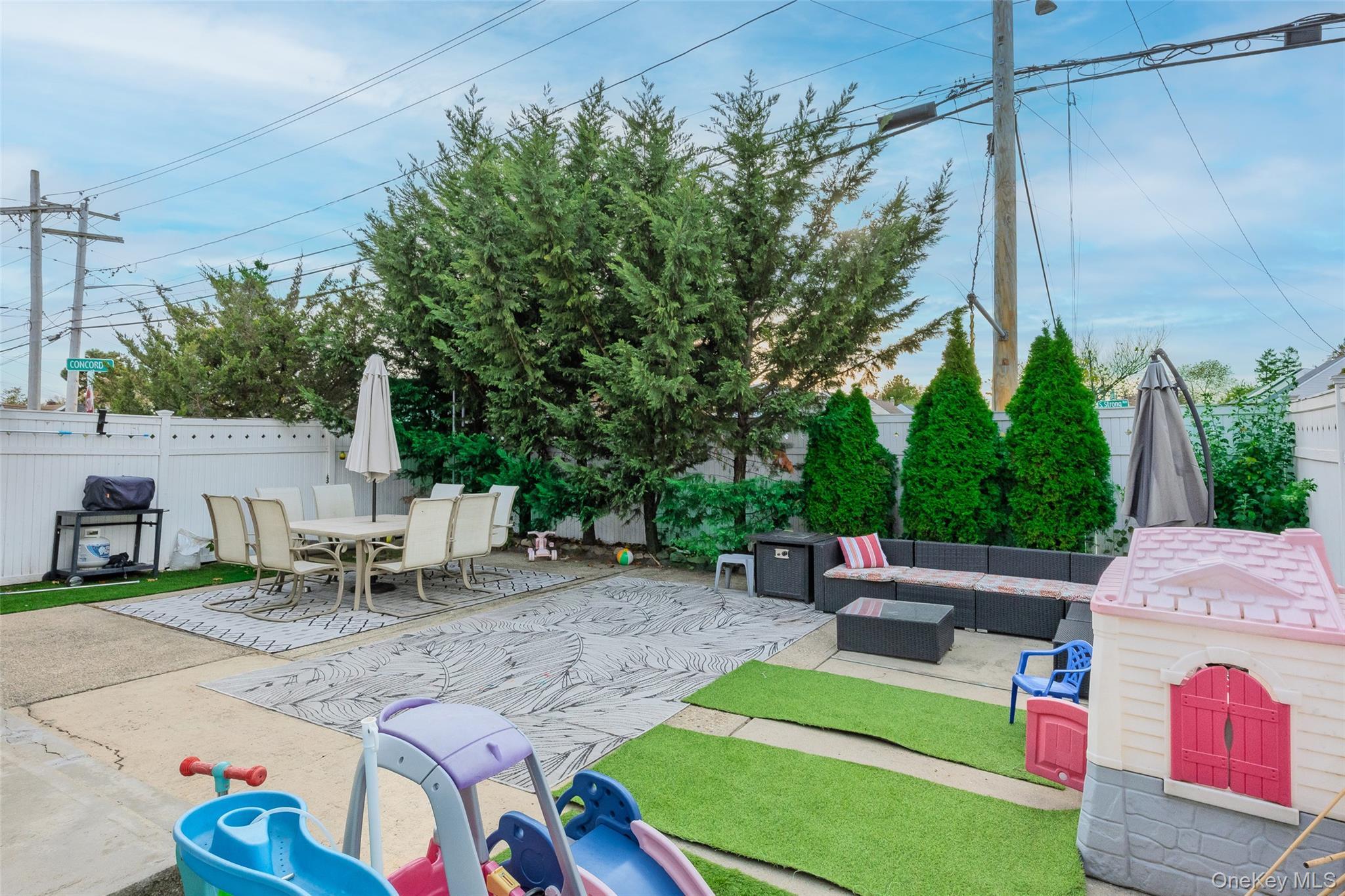 Single Family Concord Suffolk County, NY 11757, MLS-939901-23