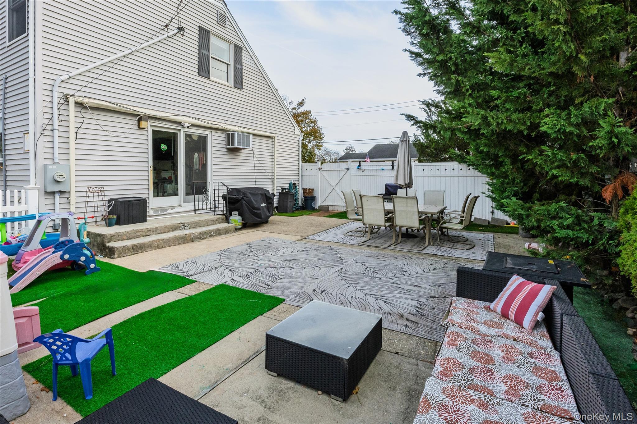 Single Family Concord Suffolk County, NY 11757, MLS-939901-24