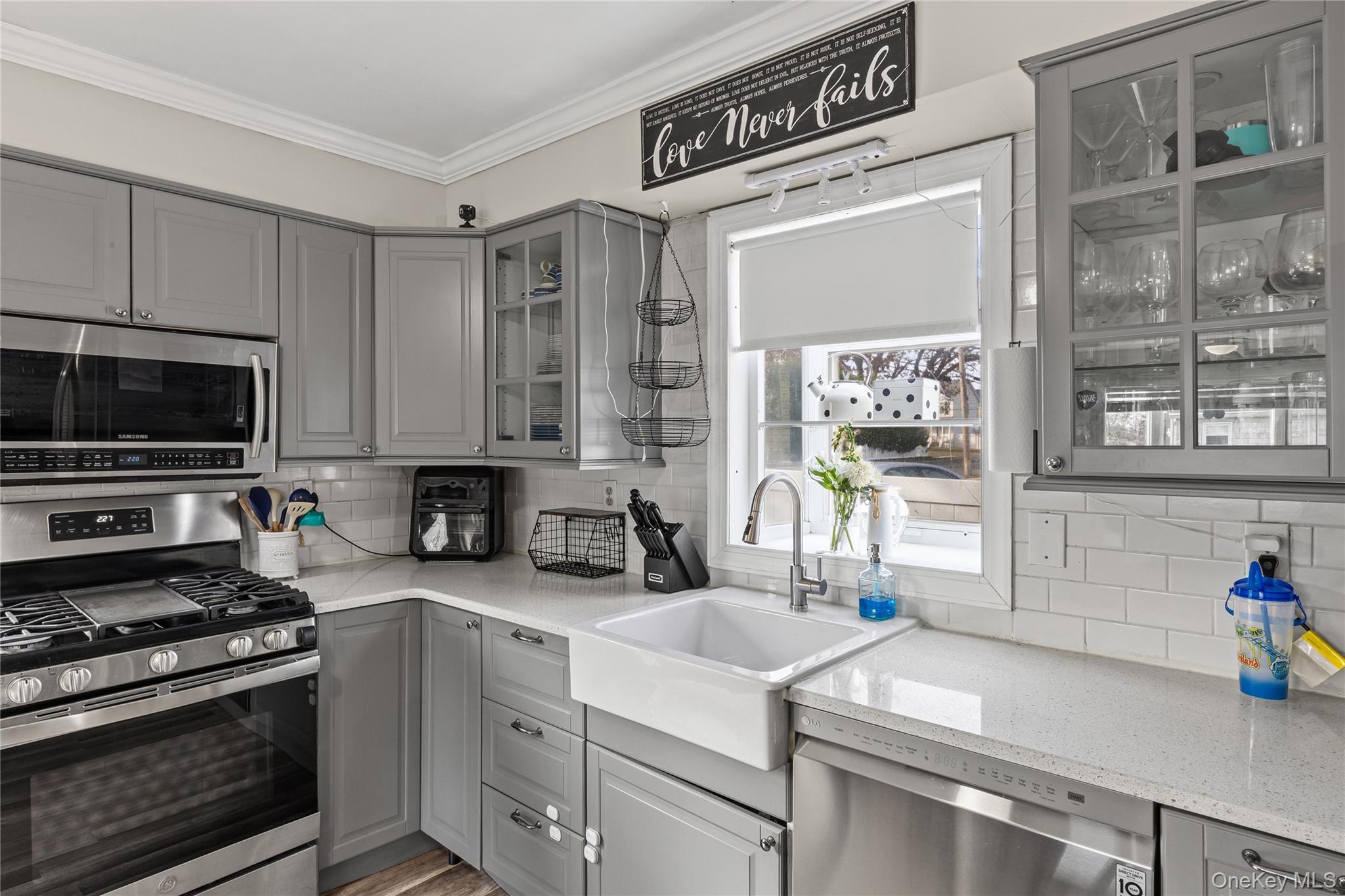 Single Family Concord Suffolk County, NY 11757, MLS-939901-8