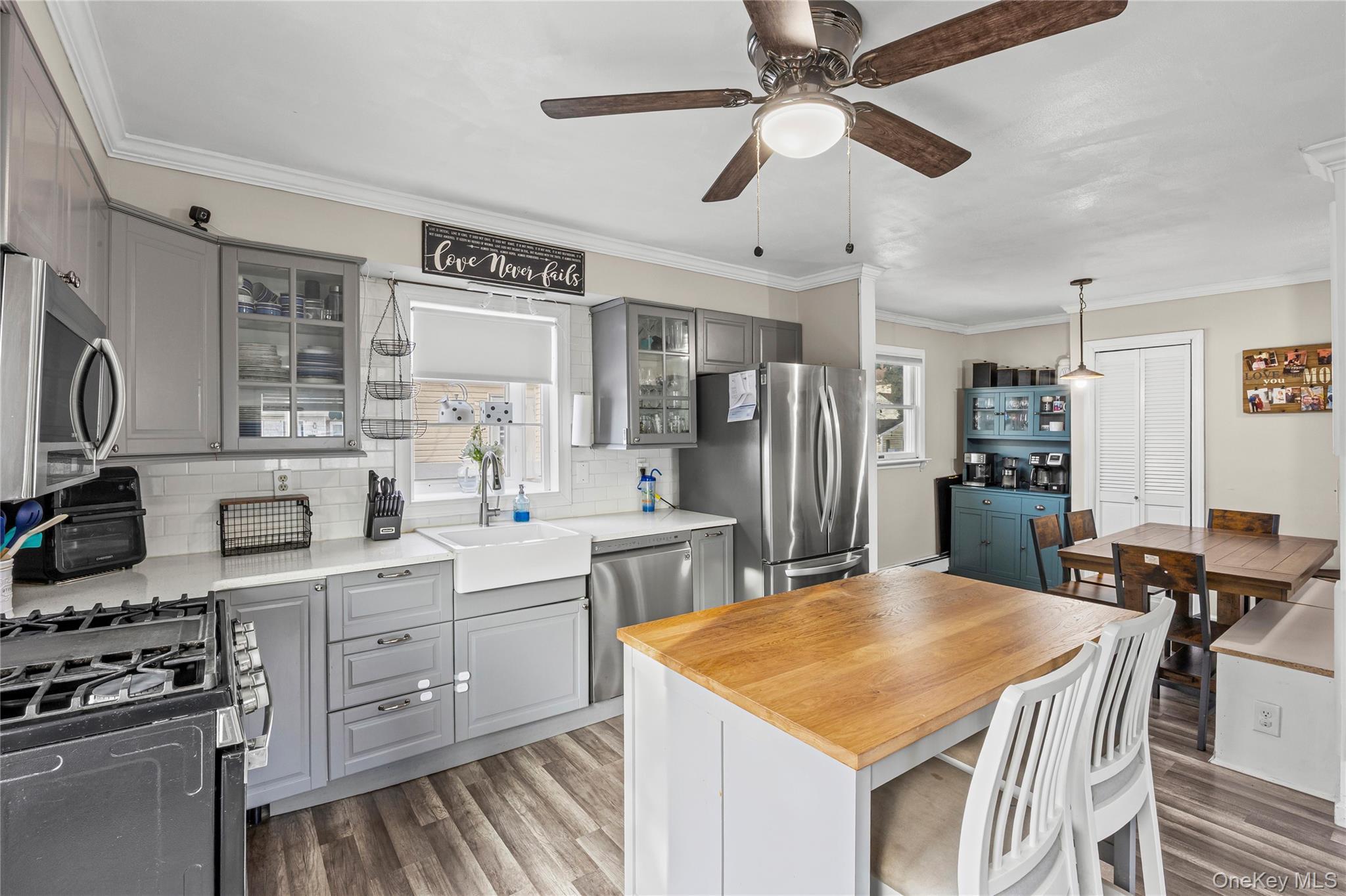 Single Family Concord Suffolk County, NY 11757, MLS-939901-9