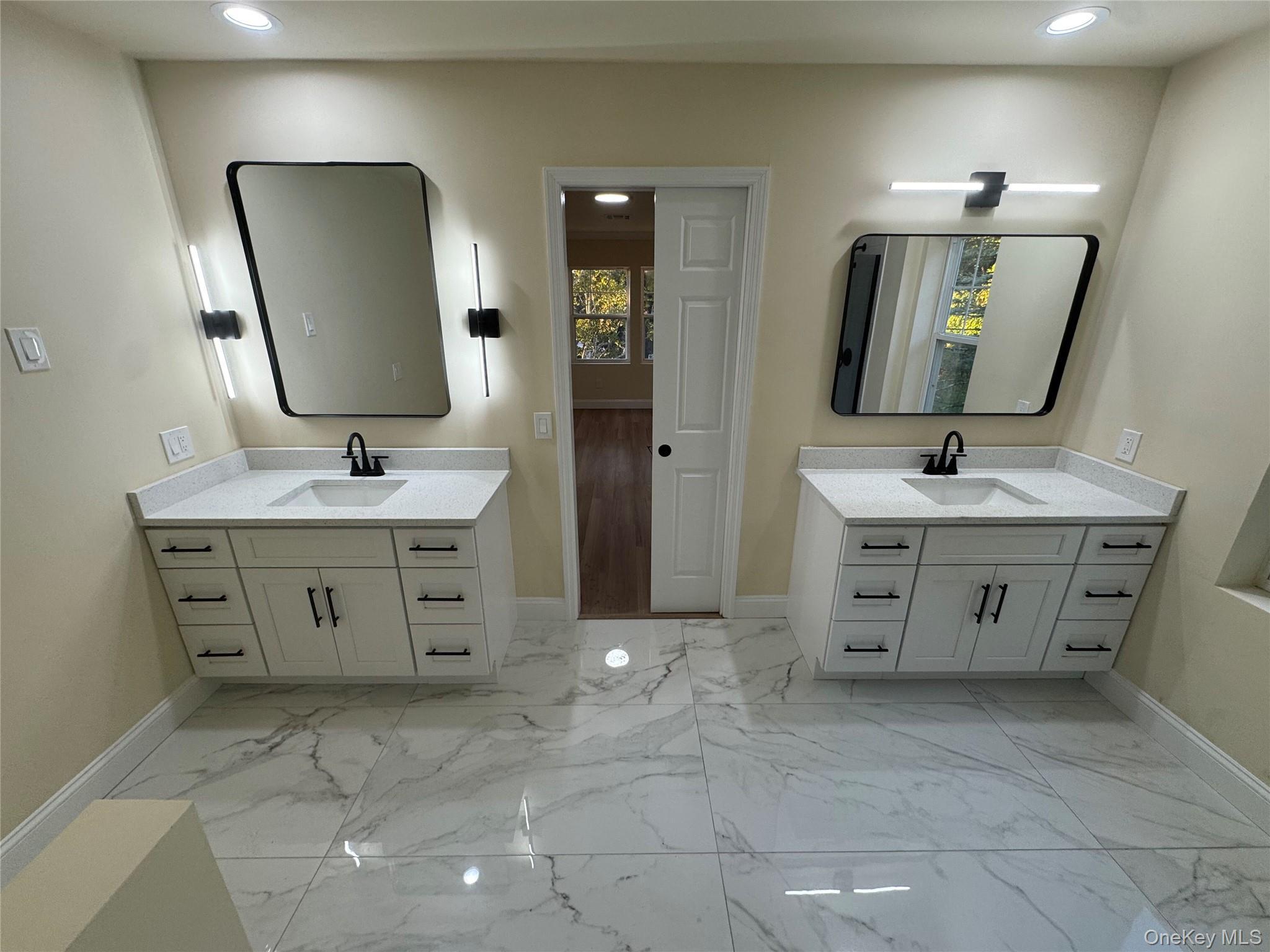 Single Family Dodge Dutchess County, NY 12570, MLS-939911-14