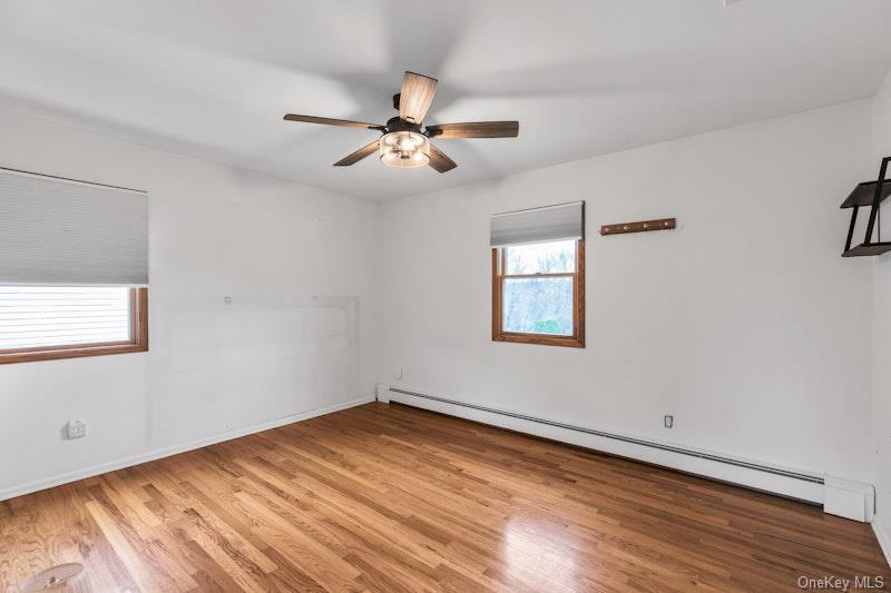 Single Family Bayview  Nassau County, NY 11560, MLS-939923-12