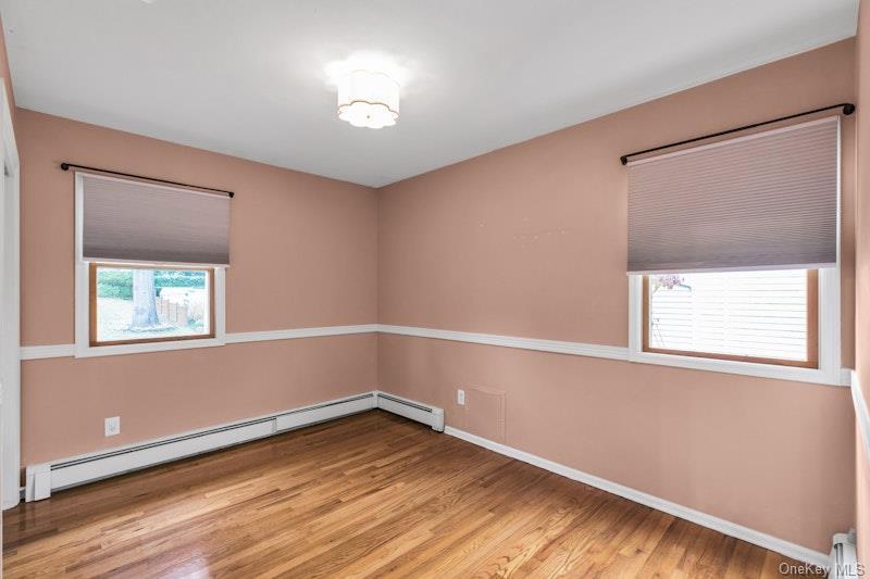 Single Family Bayview  Nassau County, NY 11560, MLS-939923-13