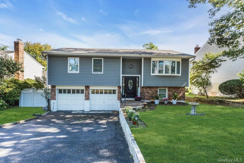 Single Family Bayview  Nassau County, NY 11560, MLS-939923-2