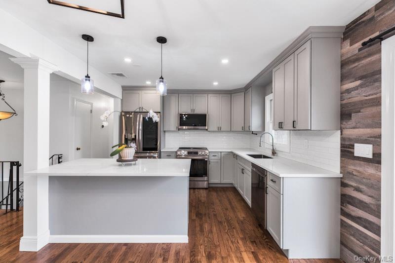 Single Family Bayview  Nassau County, NY 11560, MLS-939923-7