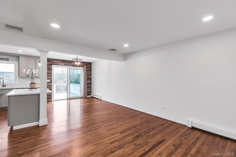 Single Family Bayview  Nassau County, NY 11560, MLS-939923-8