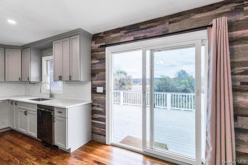 Single Family Bayview  Nassau County, NY 11560, MLS-939923-9