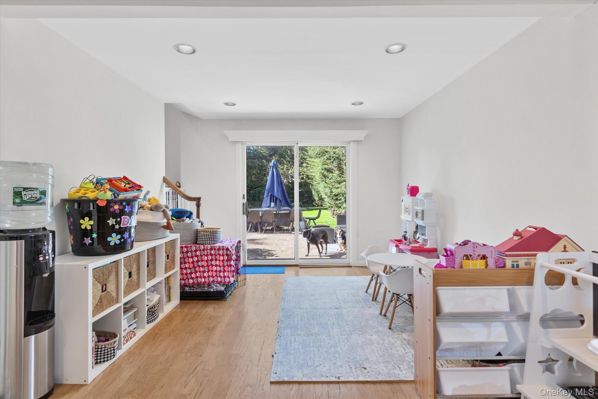 Single Family Skyview Suffolk County, NY 11747, MLS-939925-12