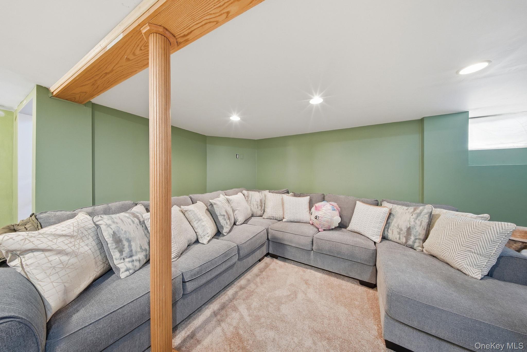 Single Family Maybrook  Orange County, NY 10916, MLS-939928-17