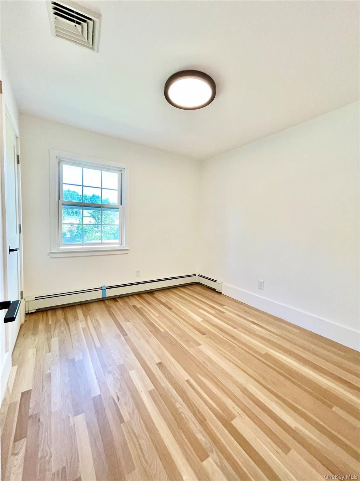 Single Family Frederick Orange County, NY 10941, MLS-939937-22