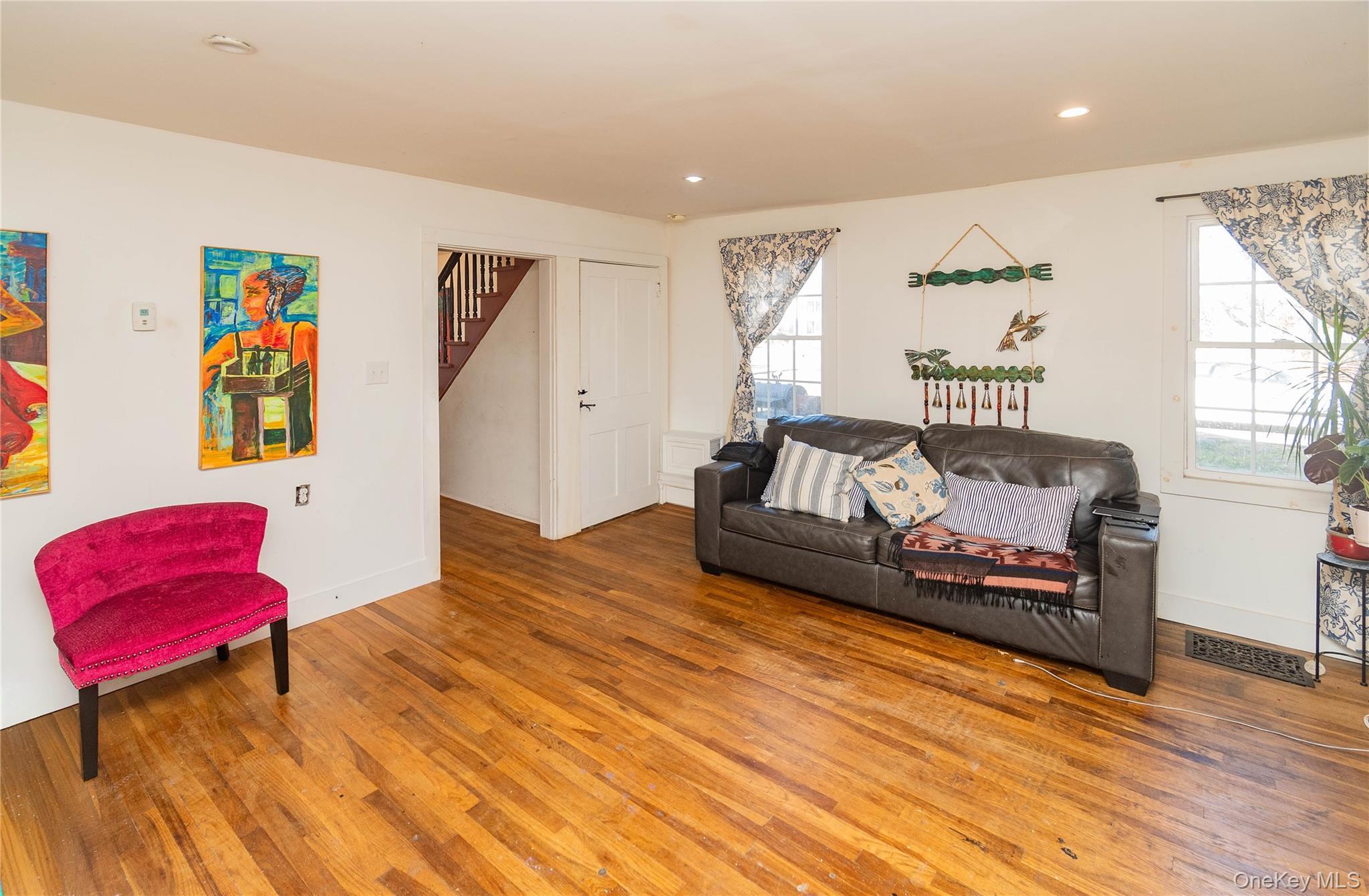 Single Family Broadway  Ulster County, NY 12466, MLS-939939-10