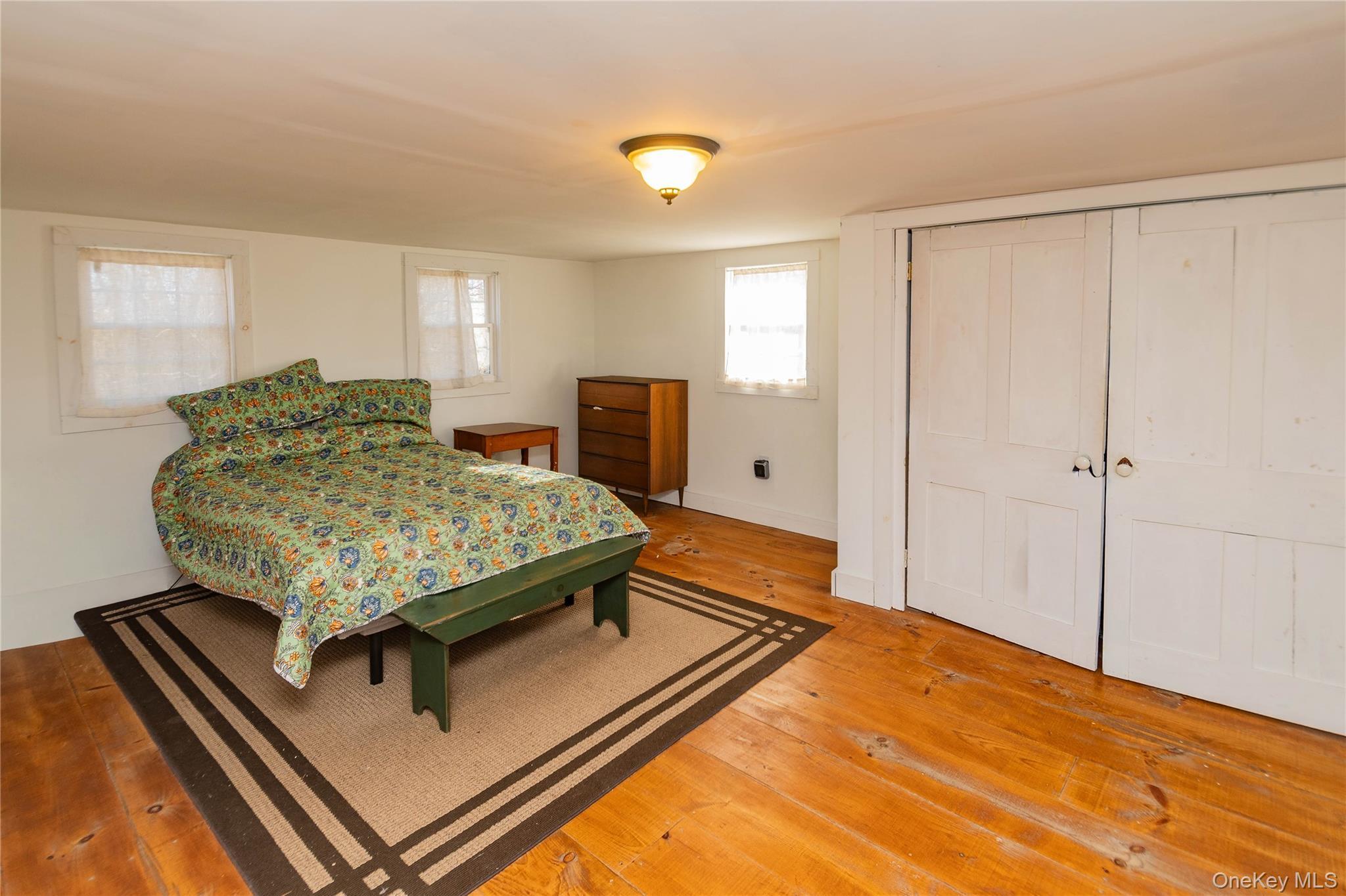 Single Family Broadway  Ulster County, NY 12466, MLS-939939-22