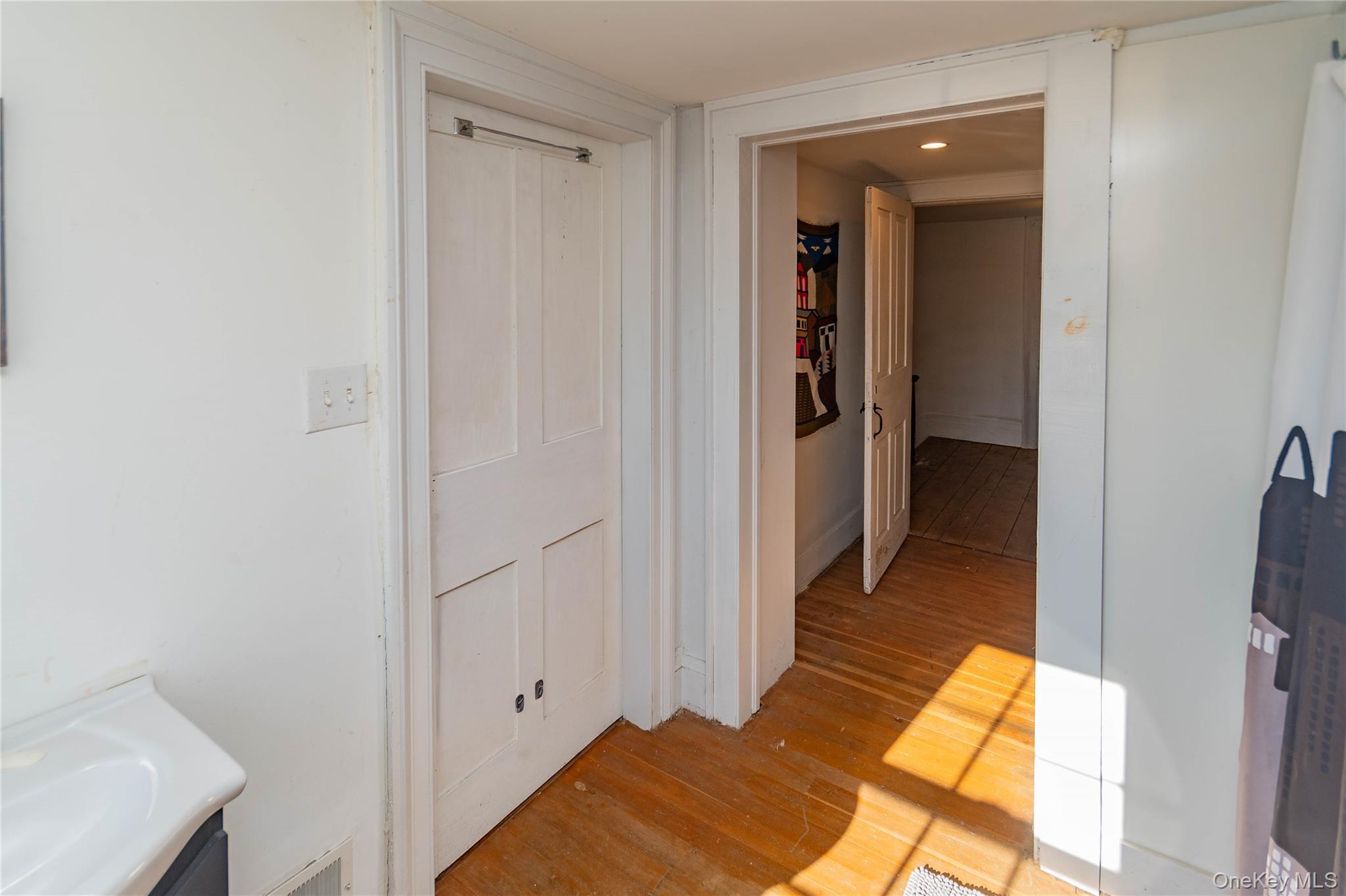 Single Family Broadway  Ulster County, NY 12466, MLS-939939-24