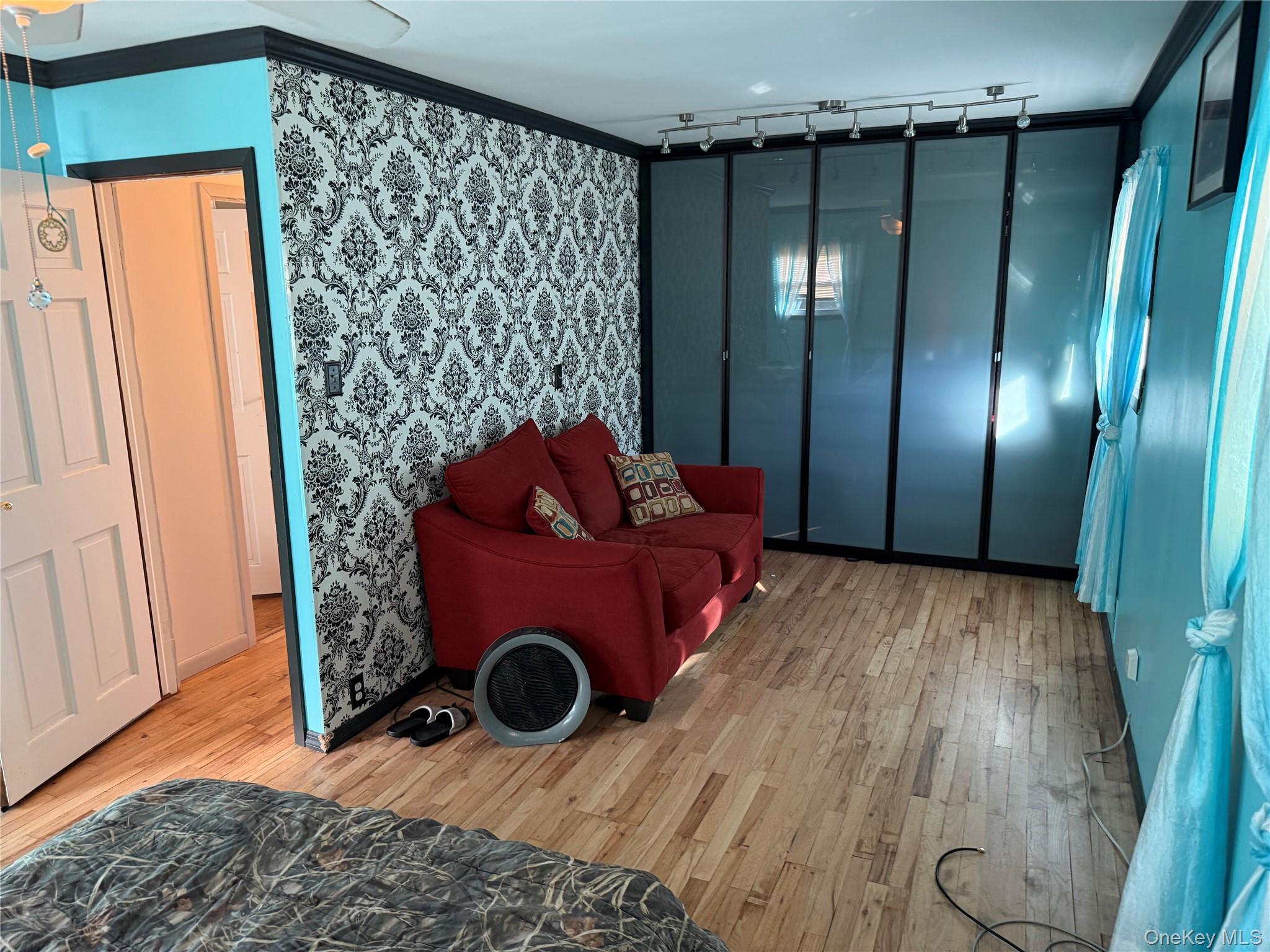 Single Family Madison Suffolk County, NY 11757, MLS-939946-25