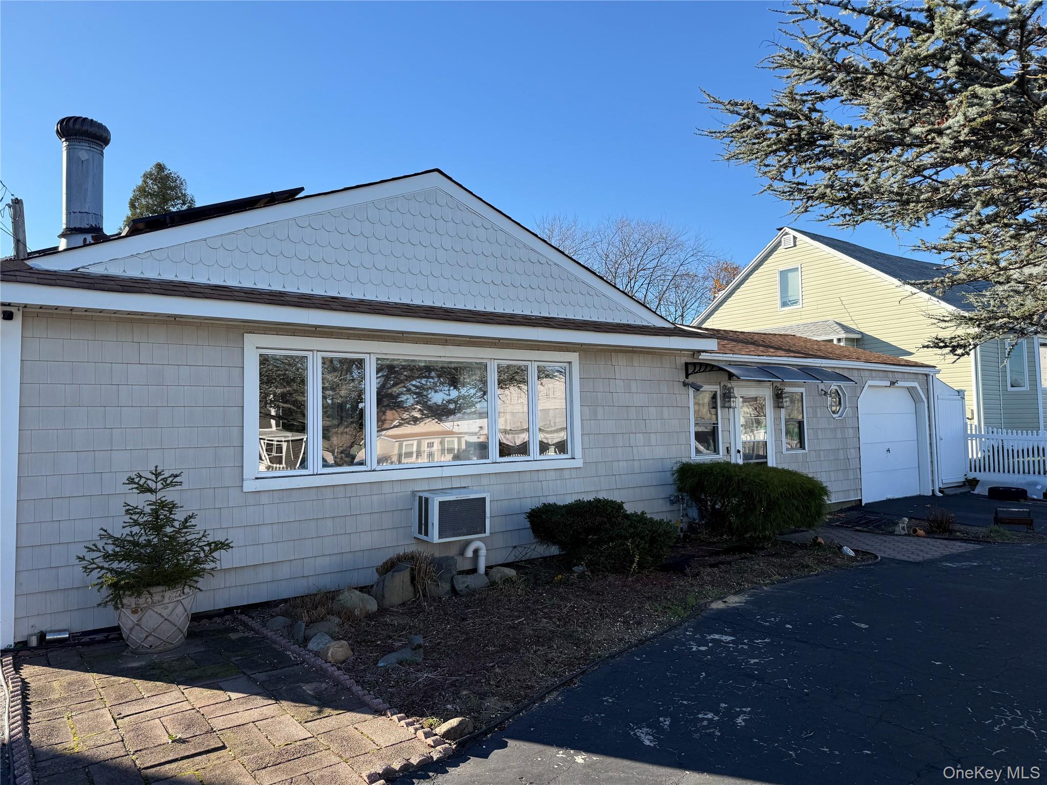 Single Family Madison Suffolk County, NY 11757, MLS-939946-5
