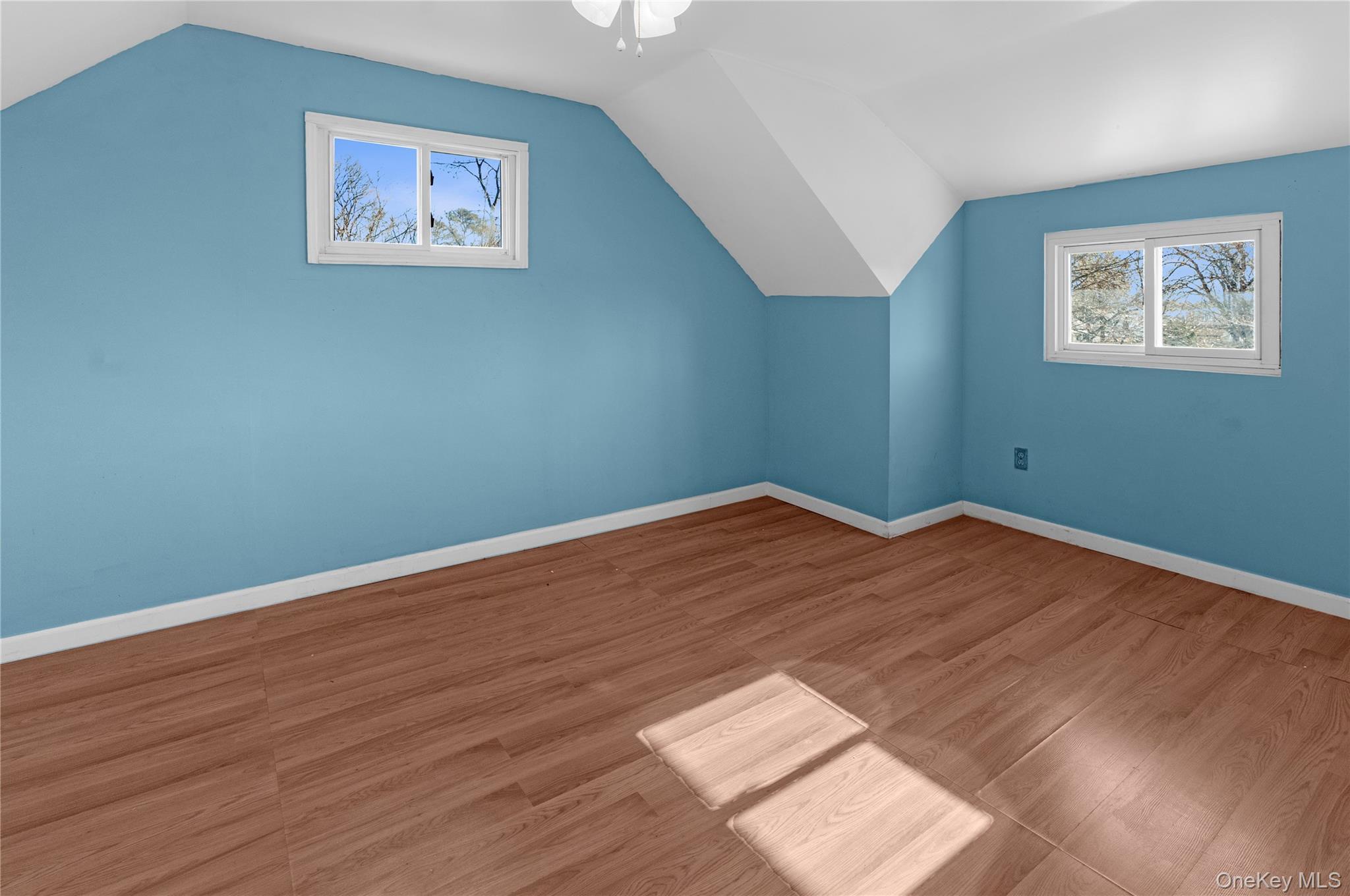 Single Family Farragut Suffolk County, NY 11706, MLS-939956-11