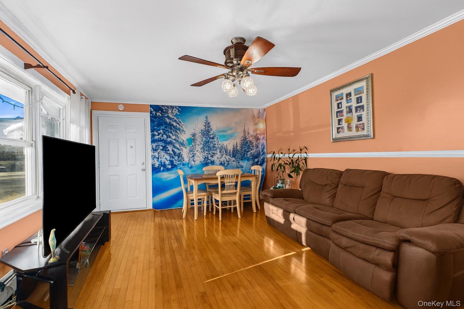 Single Family Farragut Suffolk County, NY 11706, MLS-939956-5