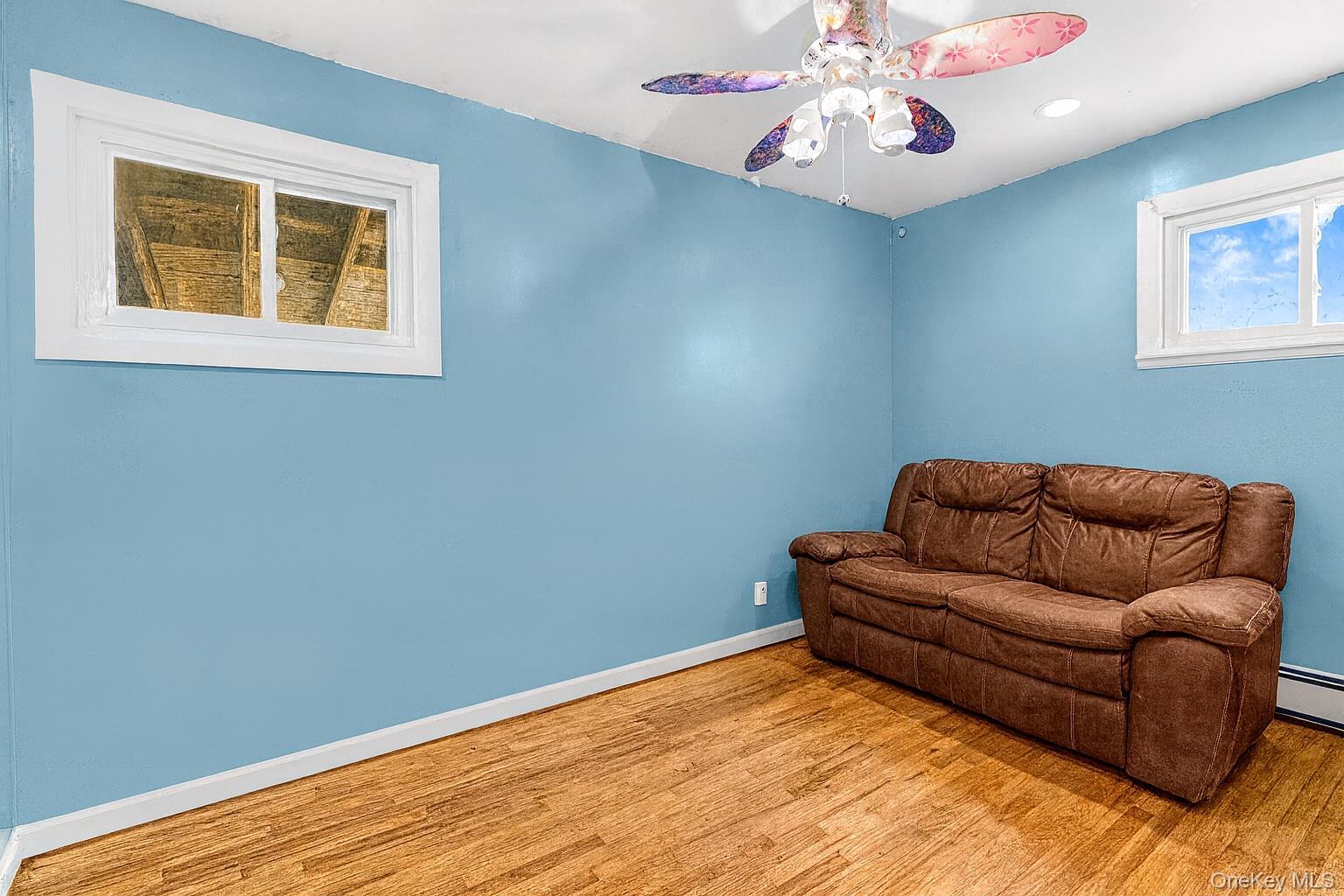 Single Family Farragut Suffolk County, NY 11706, MLS-939956-8