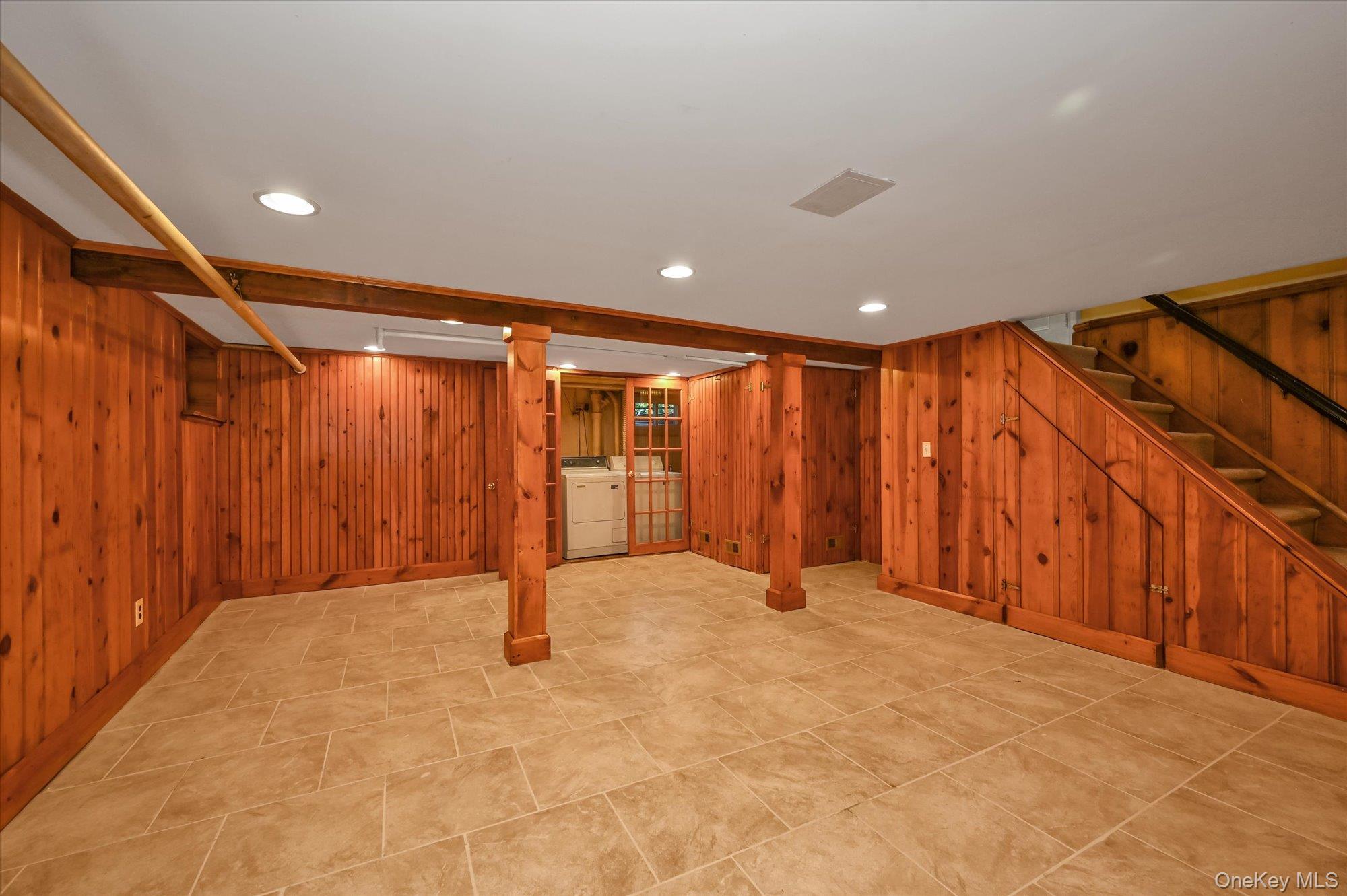 Single Family Eton  Queens, NY 11432, MLS-939957-17