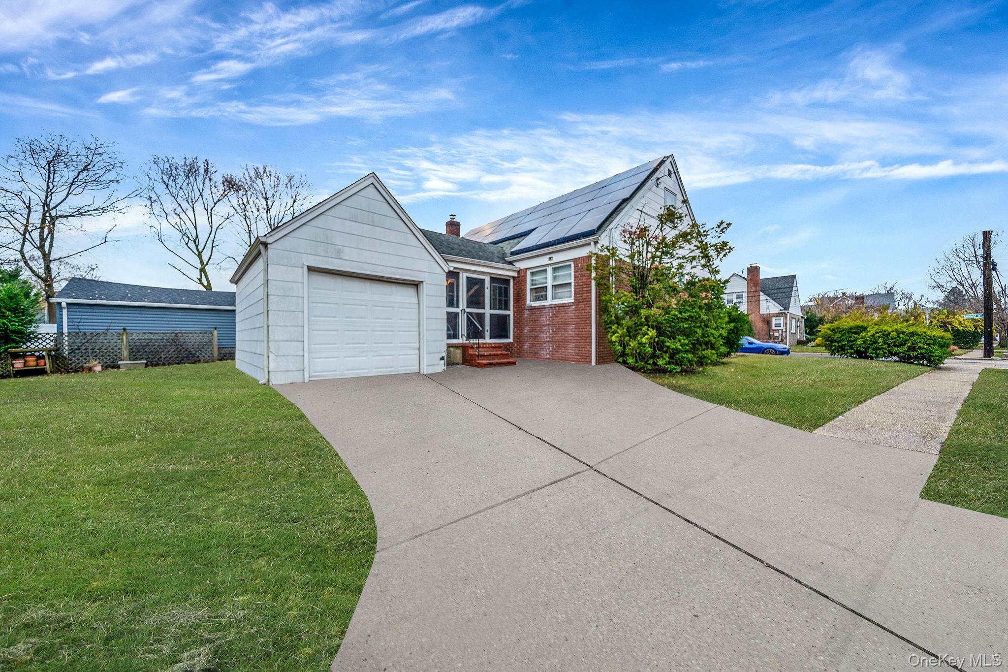 Single Family Miriam  Nassau County, NY 11581, MLS-939969-2