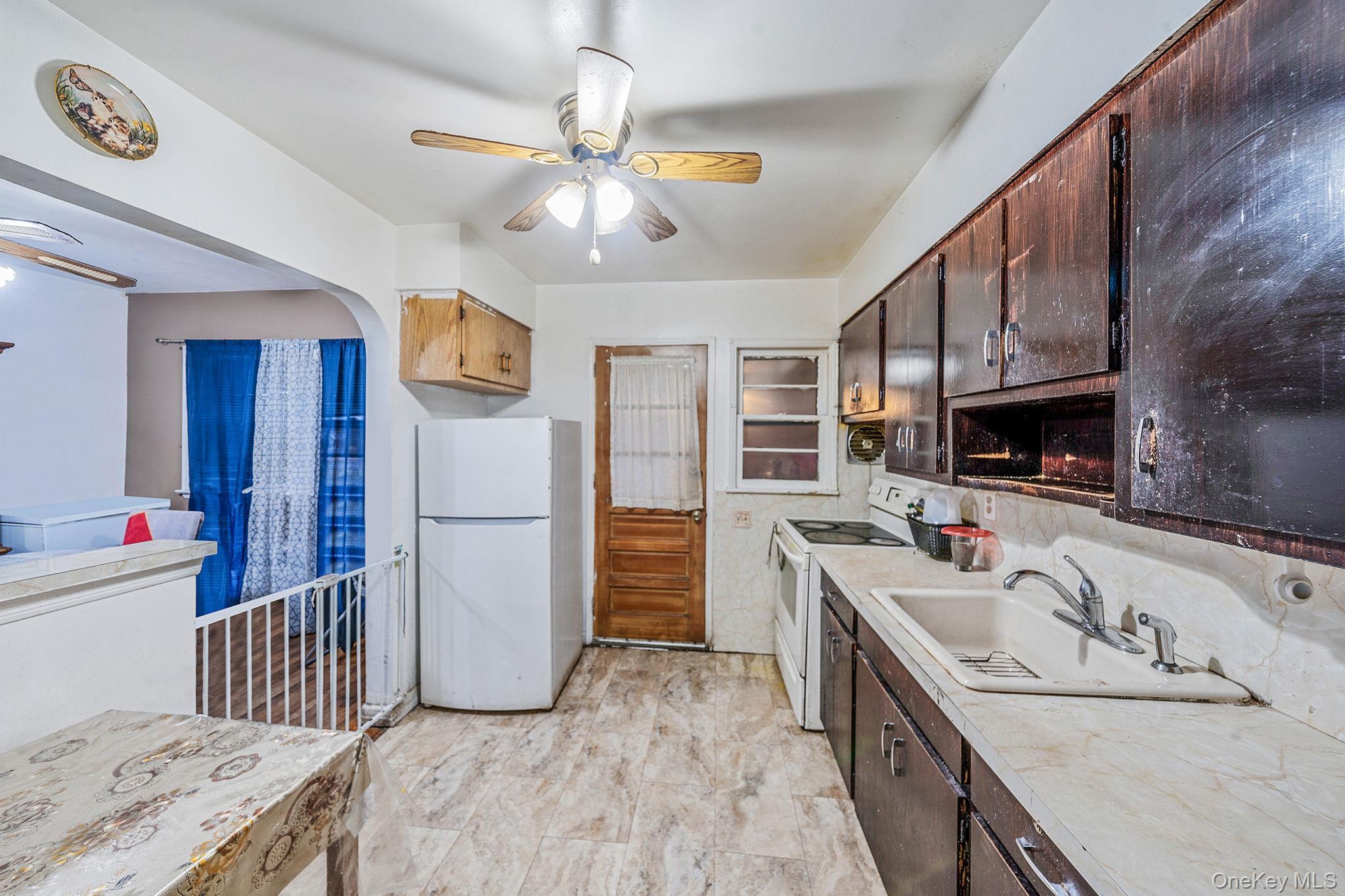 Single Family Miriam  Nassau County, NY 11581, MLS-939969-4