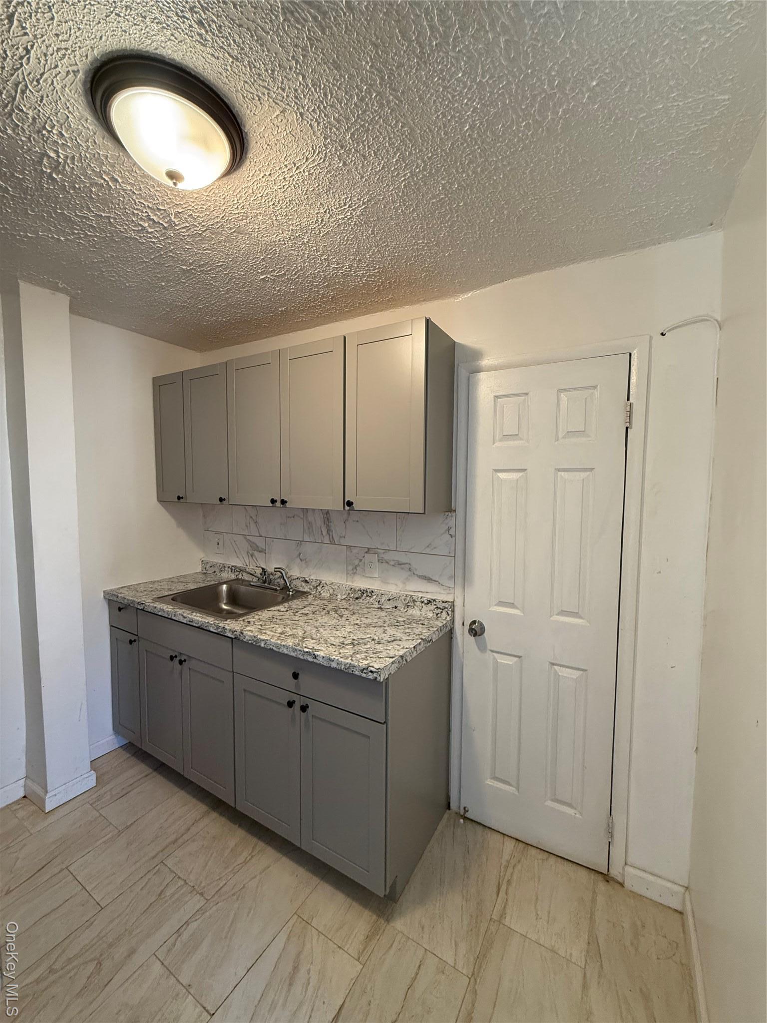 Single Family 221st Bronx, NY 10467, MLS-939989-10