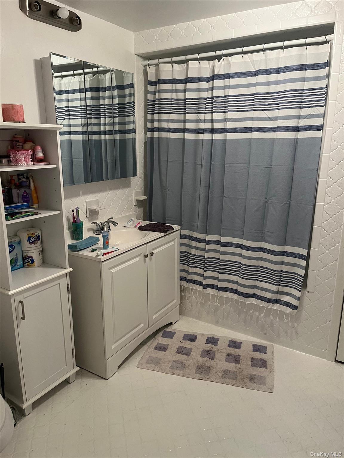 Single Family 221st Bronx, NY 10467, MLS-939989-6