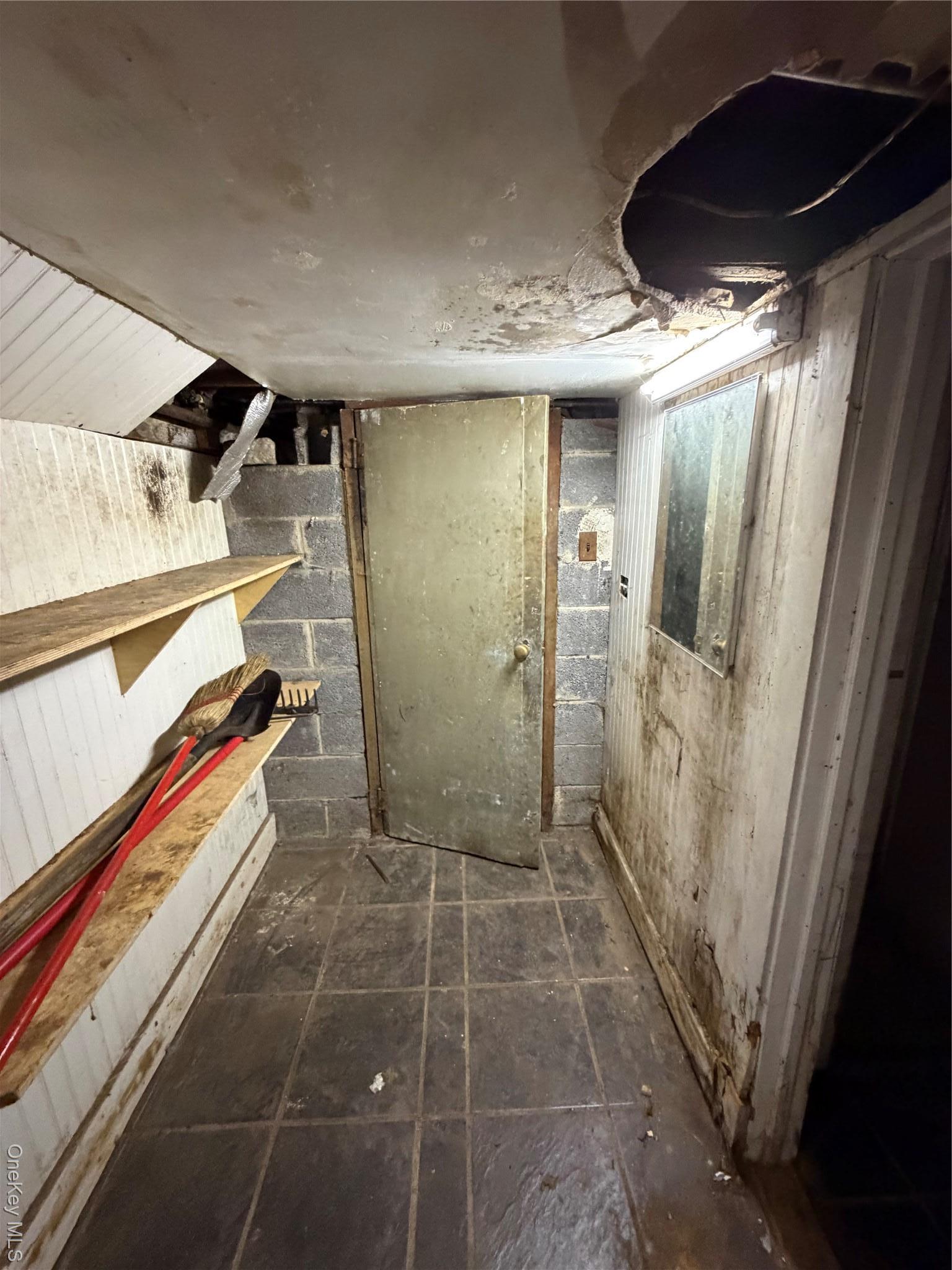 Single Family Tibbetts Westchester County, NY 10705, MLS-939990-25