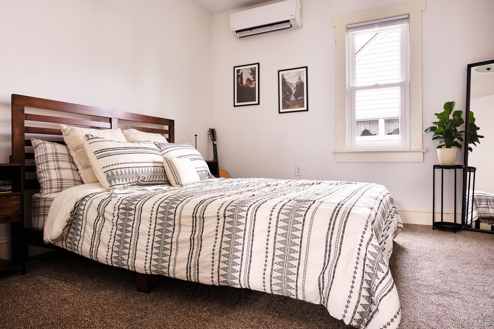 Single Family Fairview Ulster County, NY 12401, MLS-940028-22