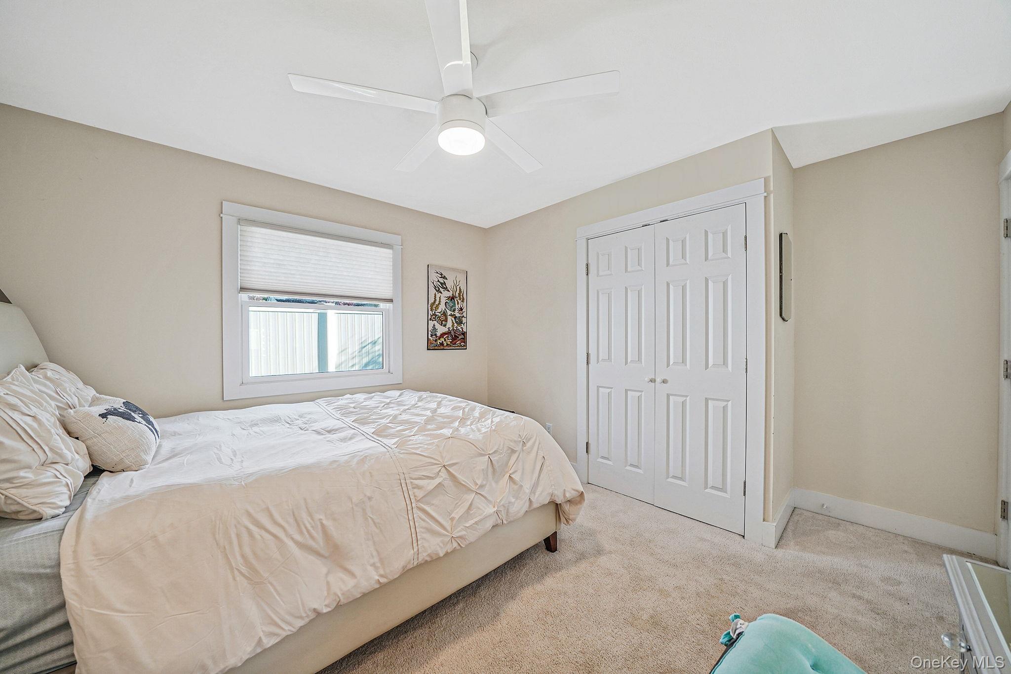 Single Family Malcolm Suffolk County, NY 11713, MLS-940042-13