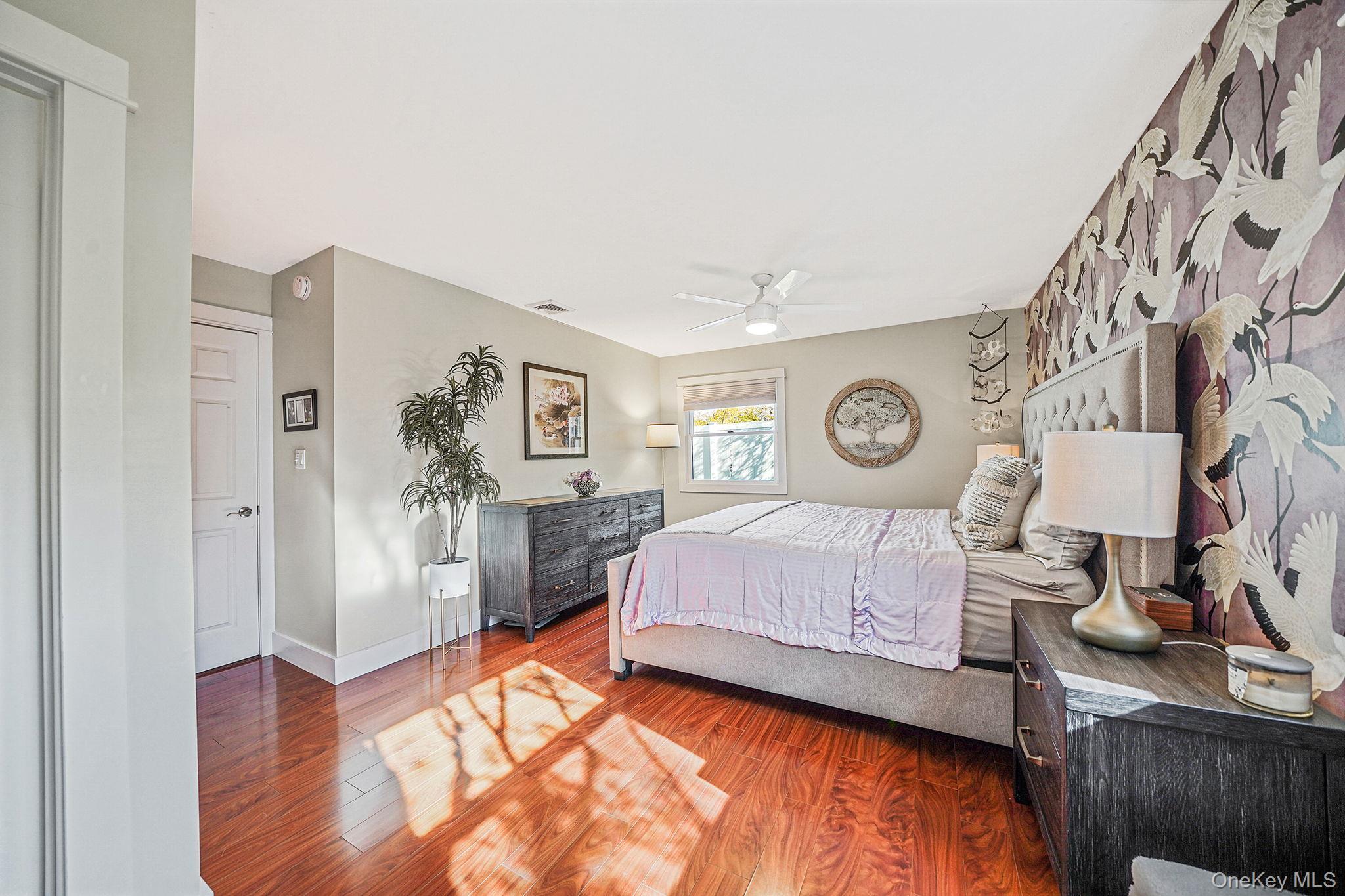 Single Family Malcolm Suffolk County, NY 11713, MLS-940042-19