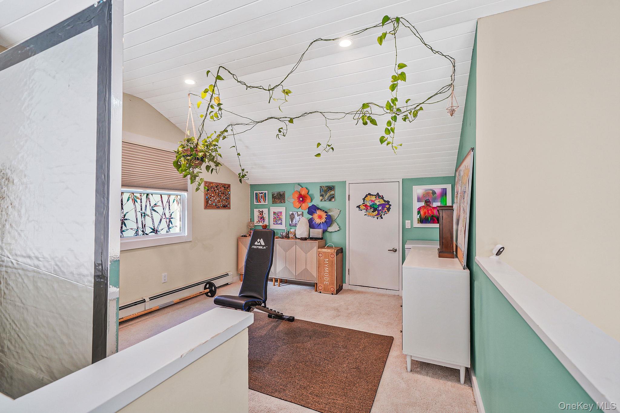 Single Family Malcolm Suffolk County, NY 11713, MLS-940042-30