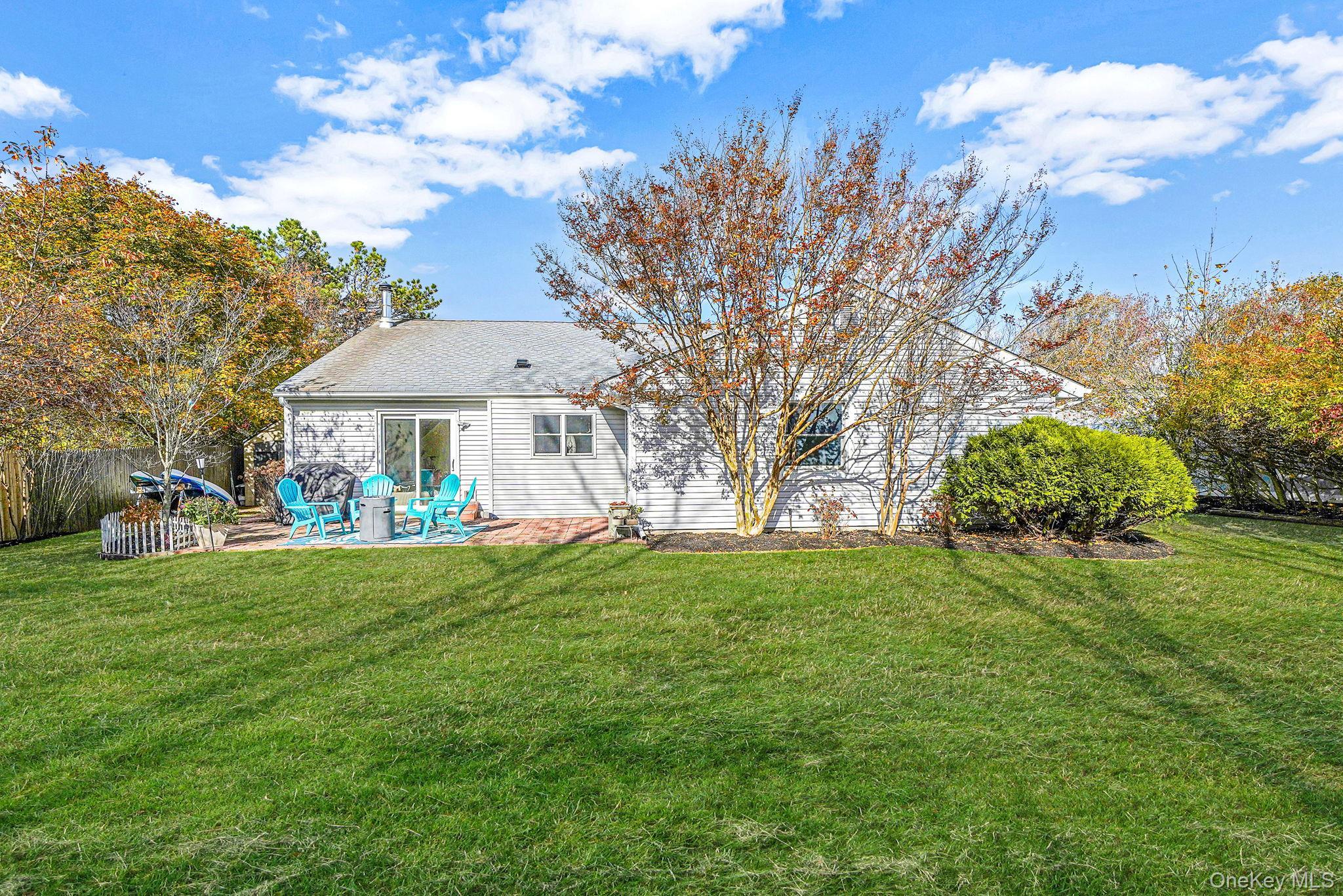 Single Family Malcolm Suffolk County, NY 11713, MLS-940042-31