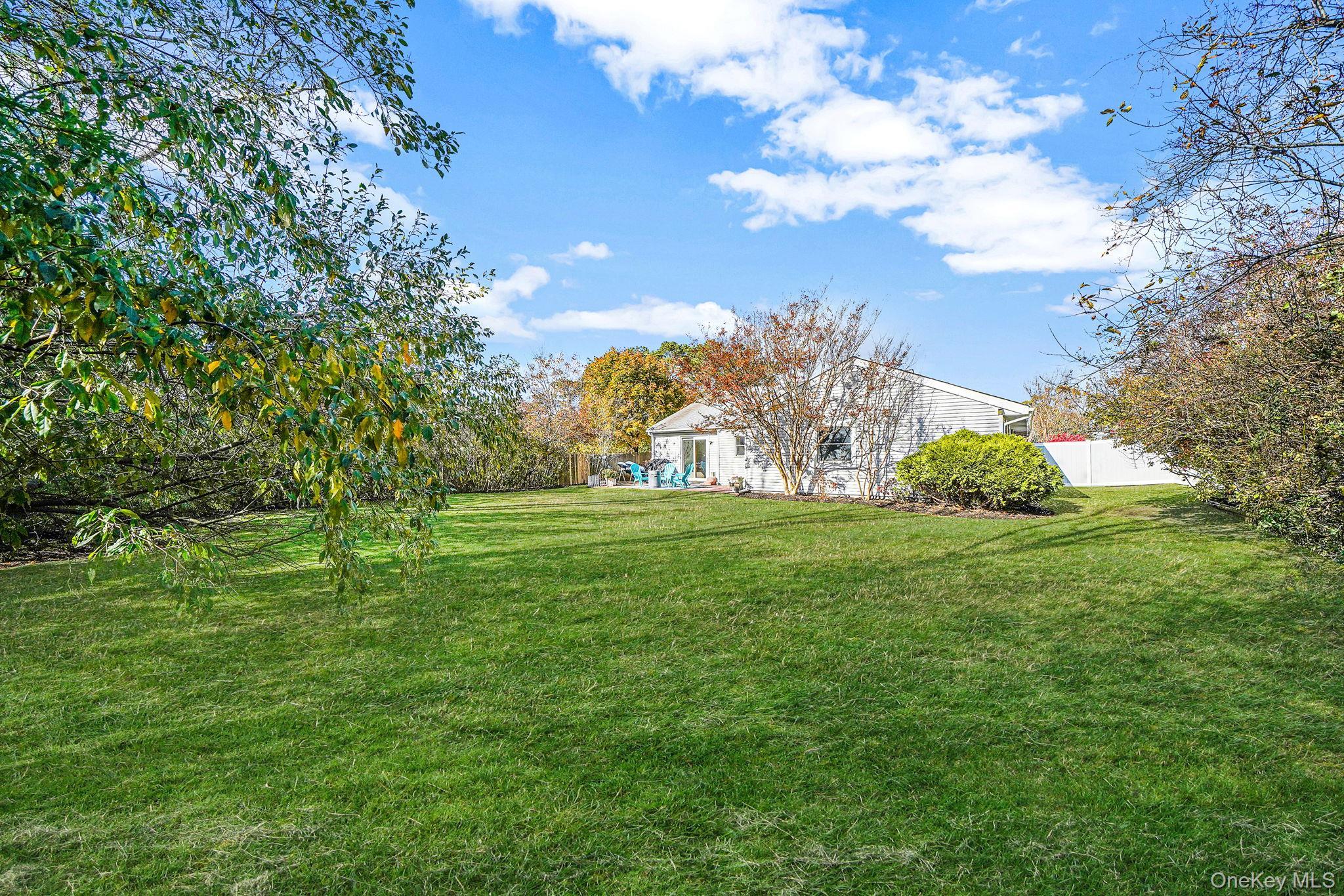 Single Family Malcolm Suffolk County, NY 11713, MLS-940042-35