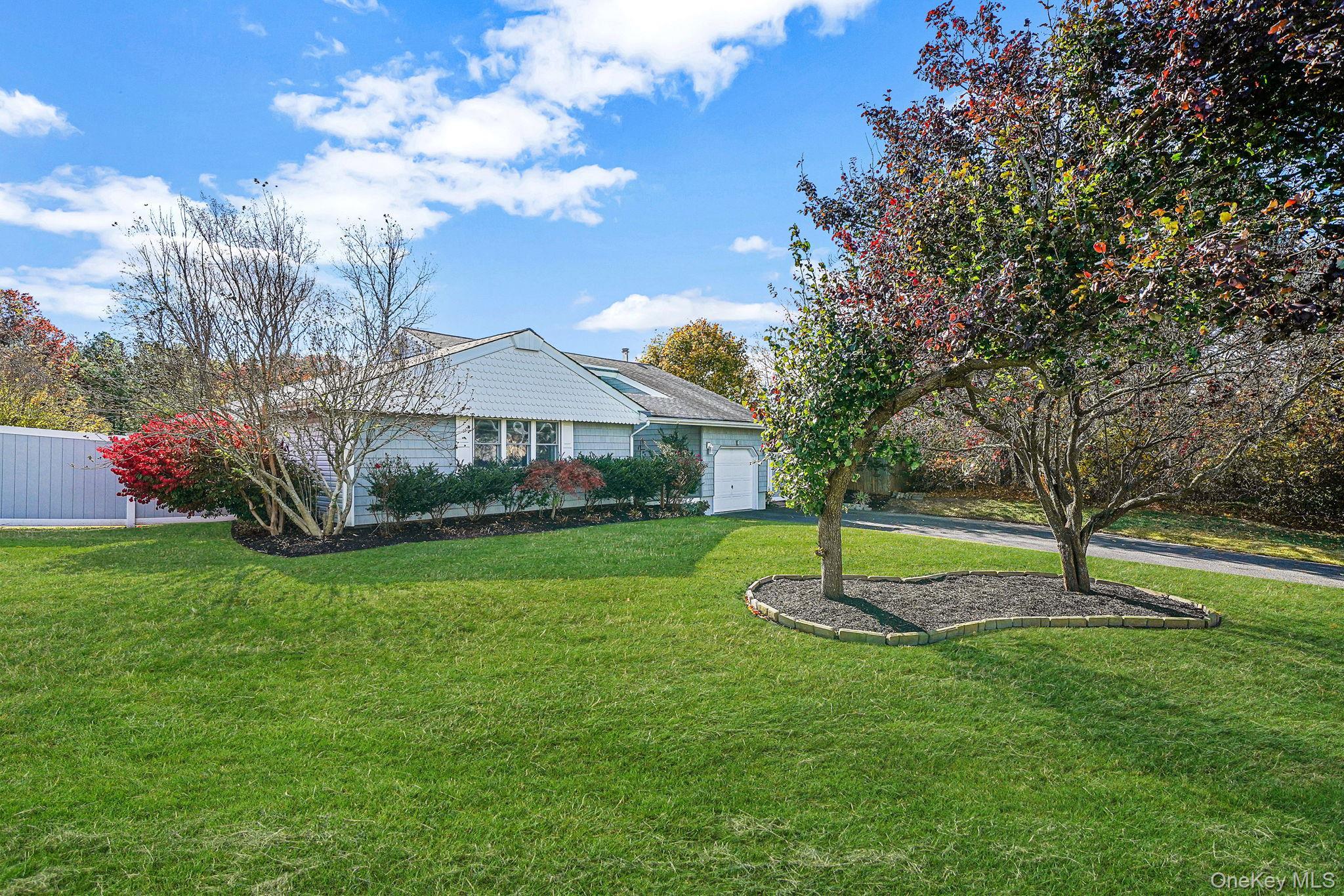 Single Family Malcolm Suffolk County, NY 11713, MLS-940042-4