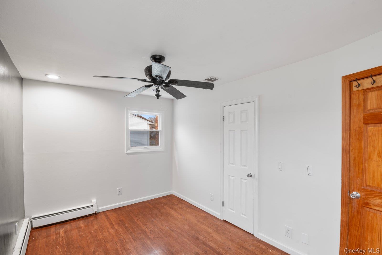 Single Family Spur Suffolk County, NY 11706, MLS-940065-11