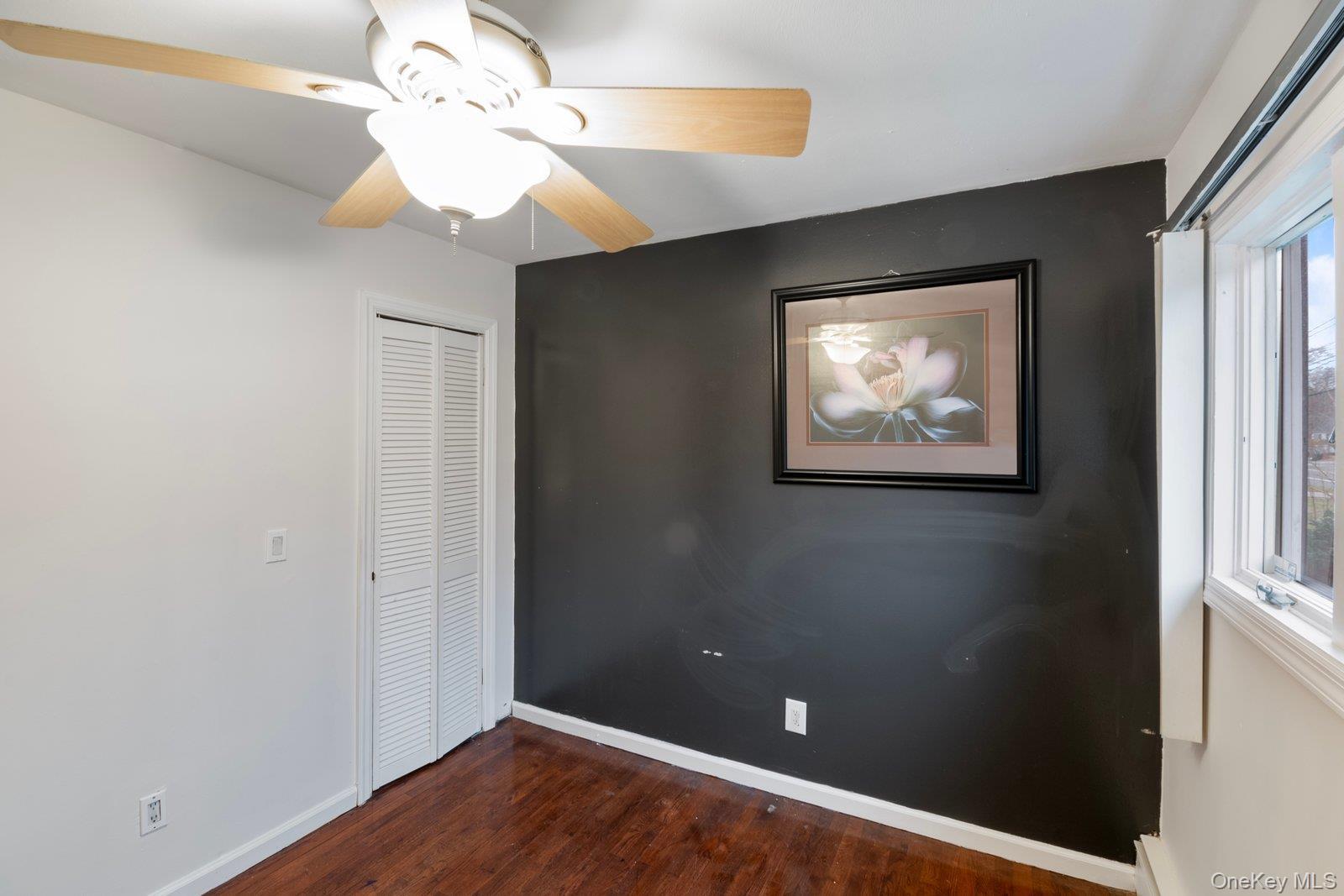 Single Family Spur Suffolk County, NY 11706, MLS-940065-12