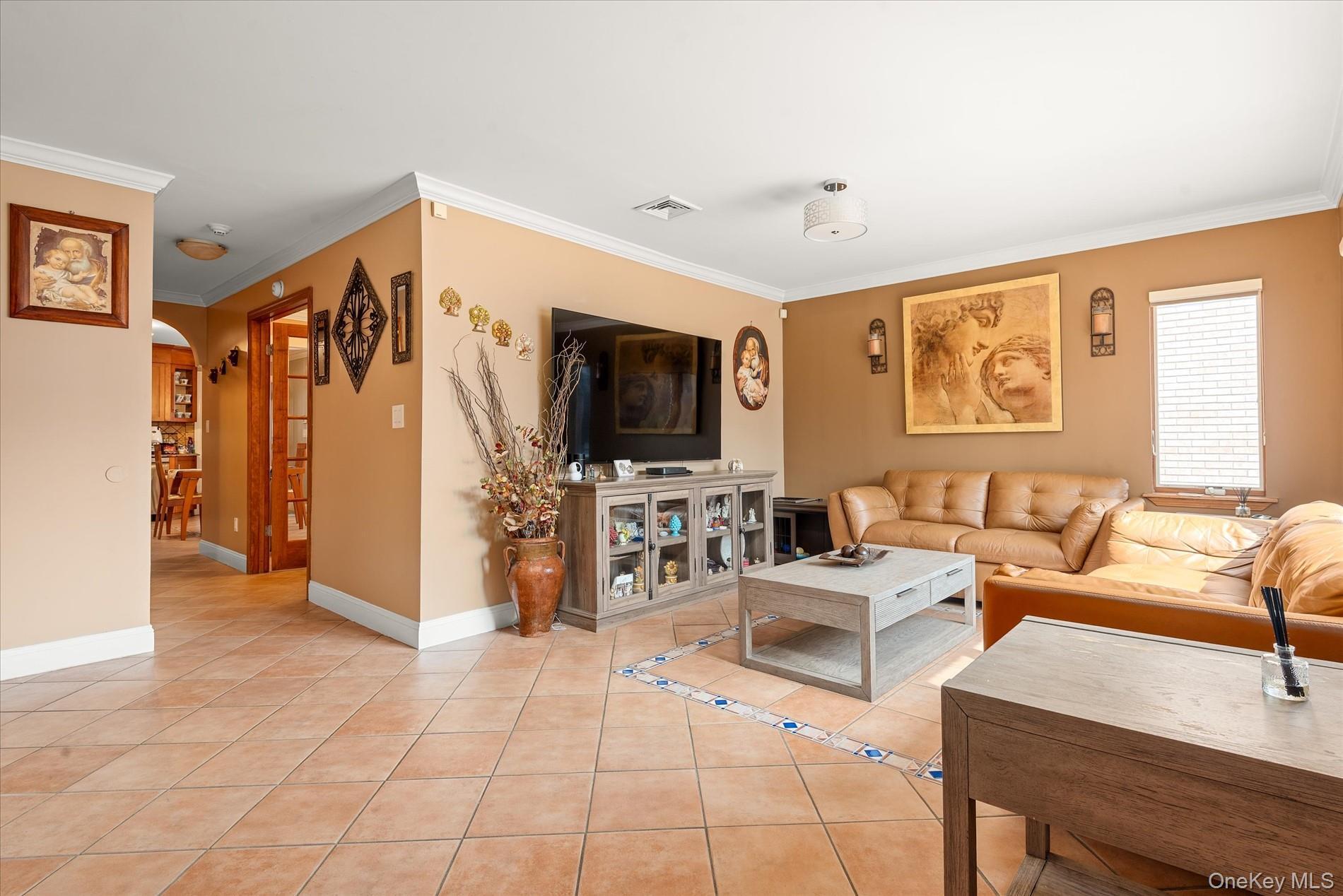 Single Family 74th Queens, NY 11370, MLS-940091-4