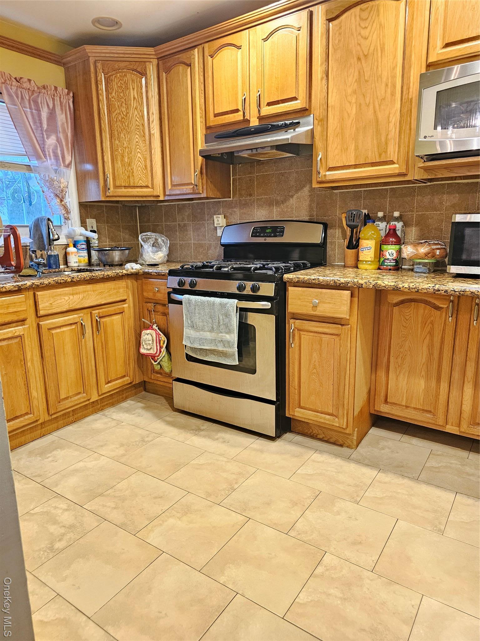 Single Family 176  Queens, NY 11433, MLS-940093-4