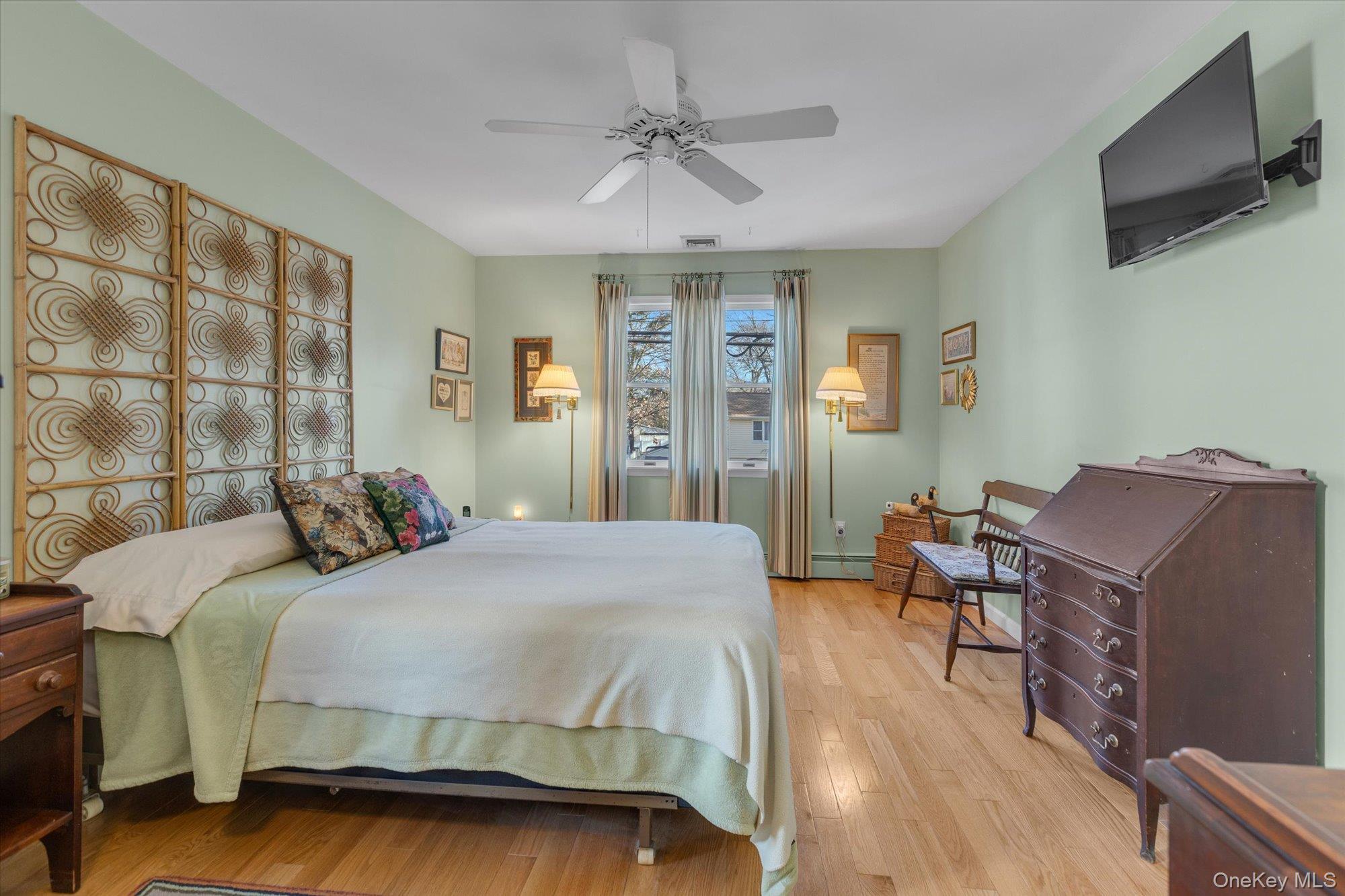 Single Family Catherine Suffolk County, NY 11731, MLS-940119-10