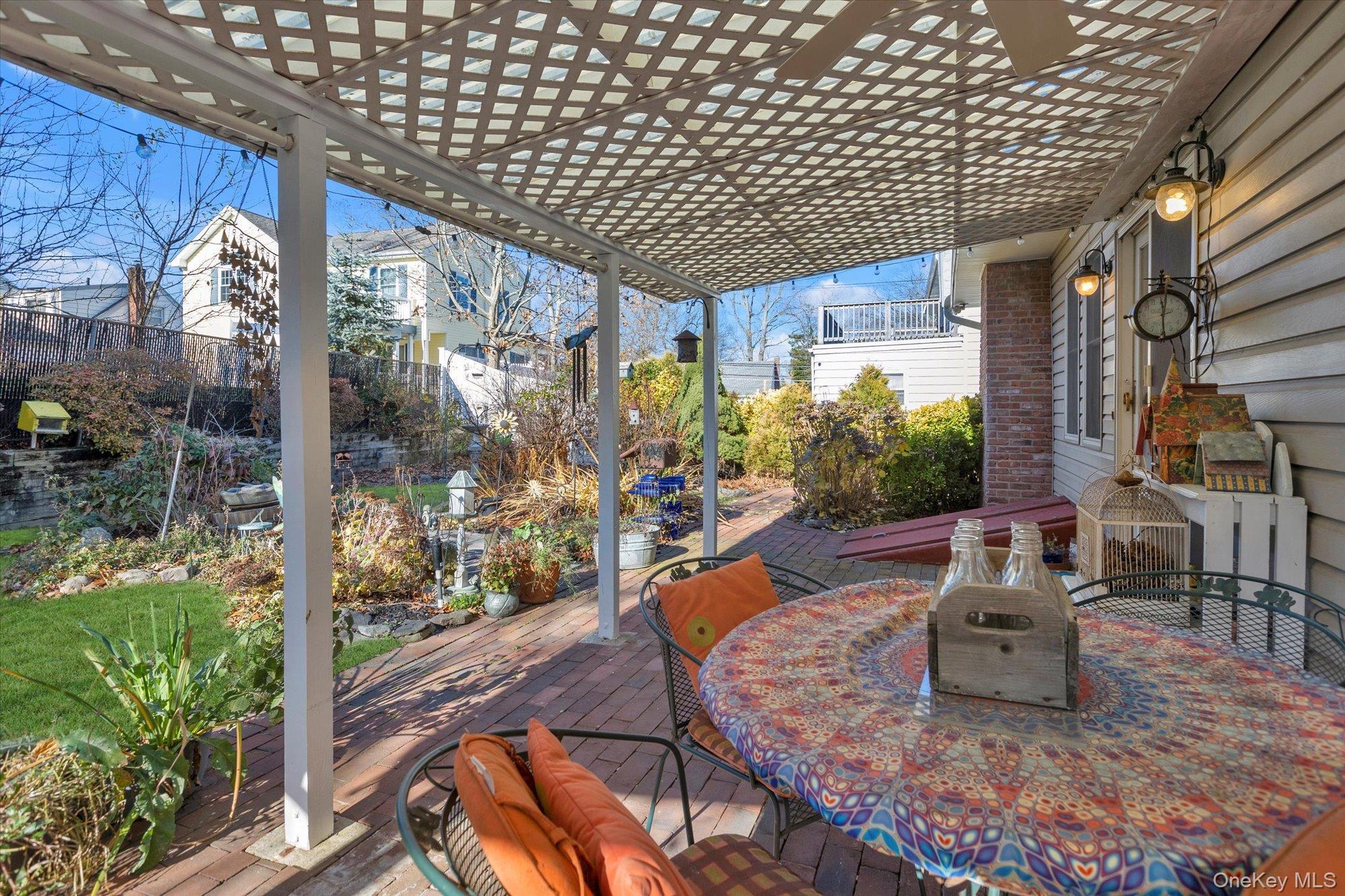 Single Family Catherine Suffolk County, NY 11731, MLS-940119-21